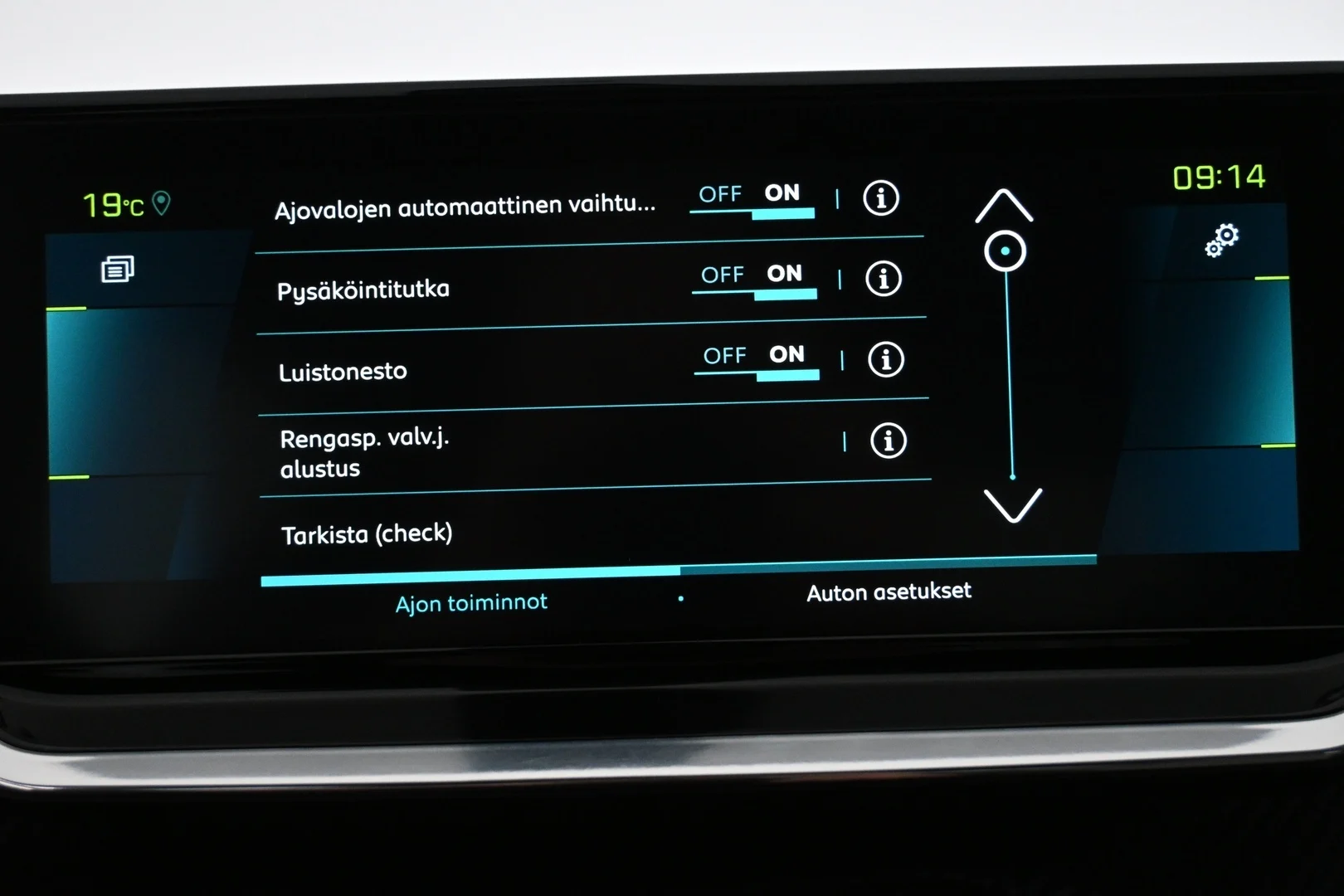 Car Image - Oyx9WXkBsVN8caE55q28K
