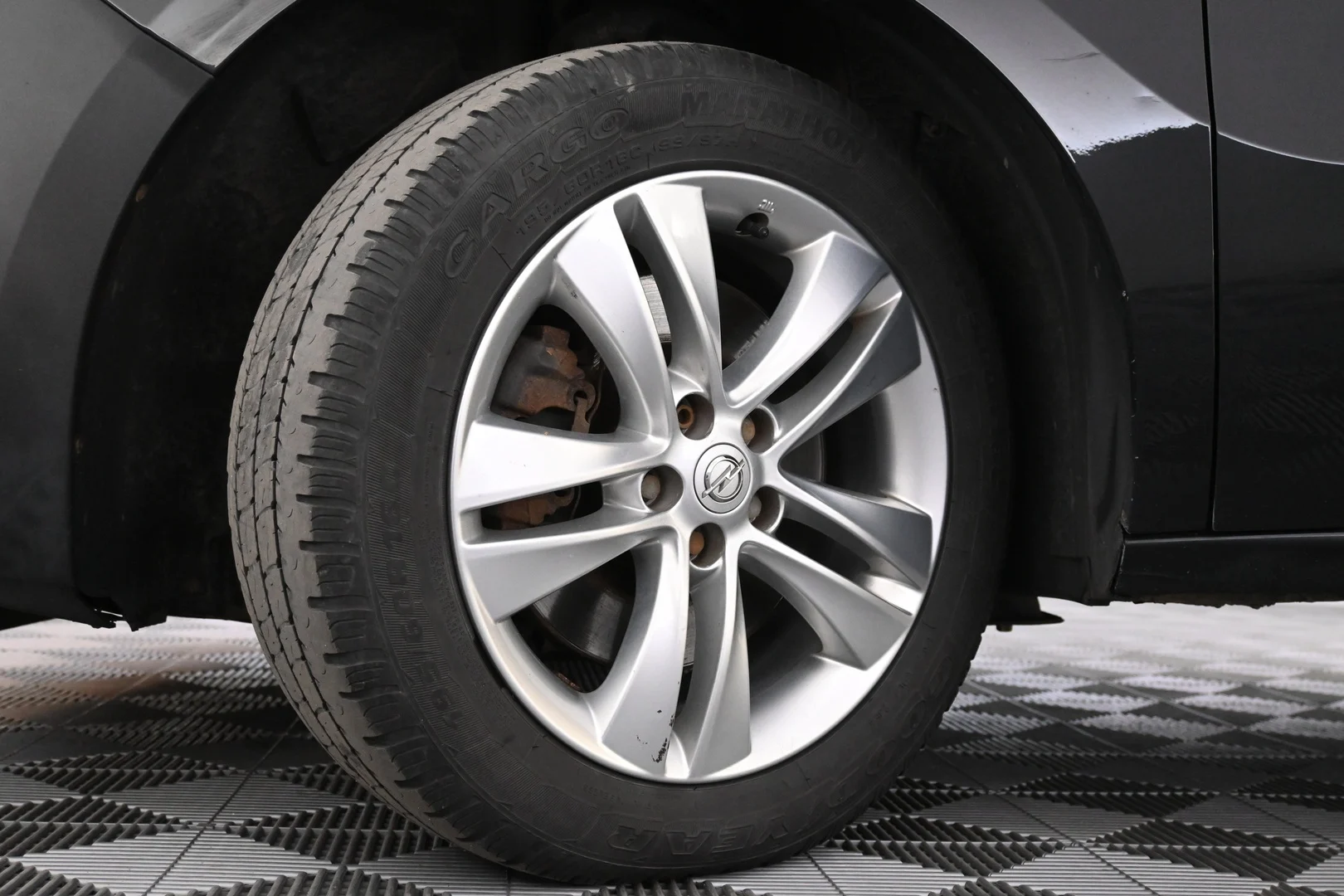 Car Image - XeAWqW7sUxjDfDMHM8wQg