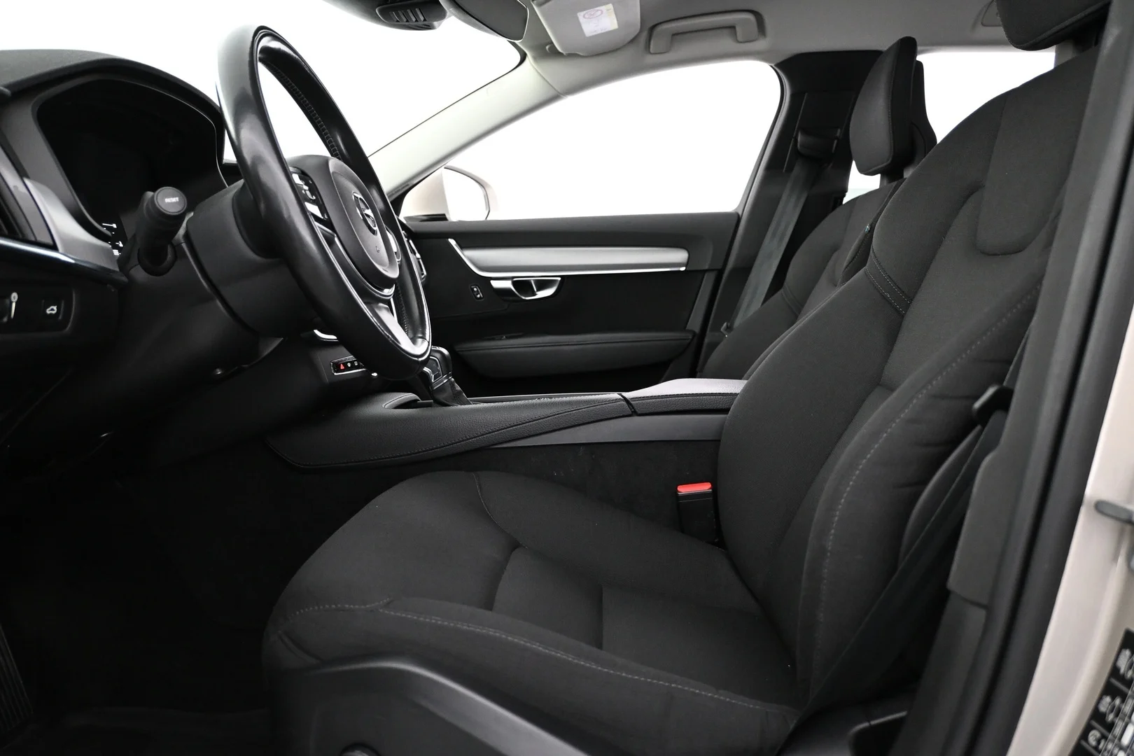 Car Image - QsSh8FzczwS7TLprwT9XR