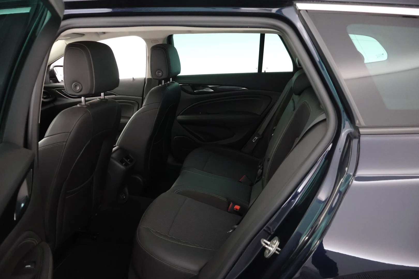 Car Image - 7jG3em0Dm8CXcHsRyp4amz