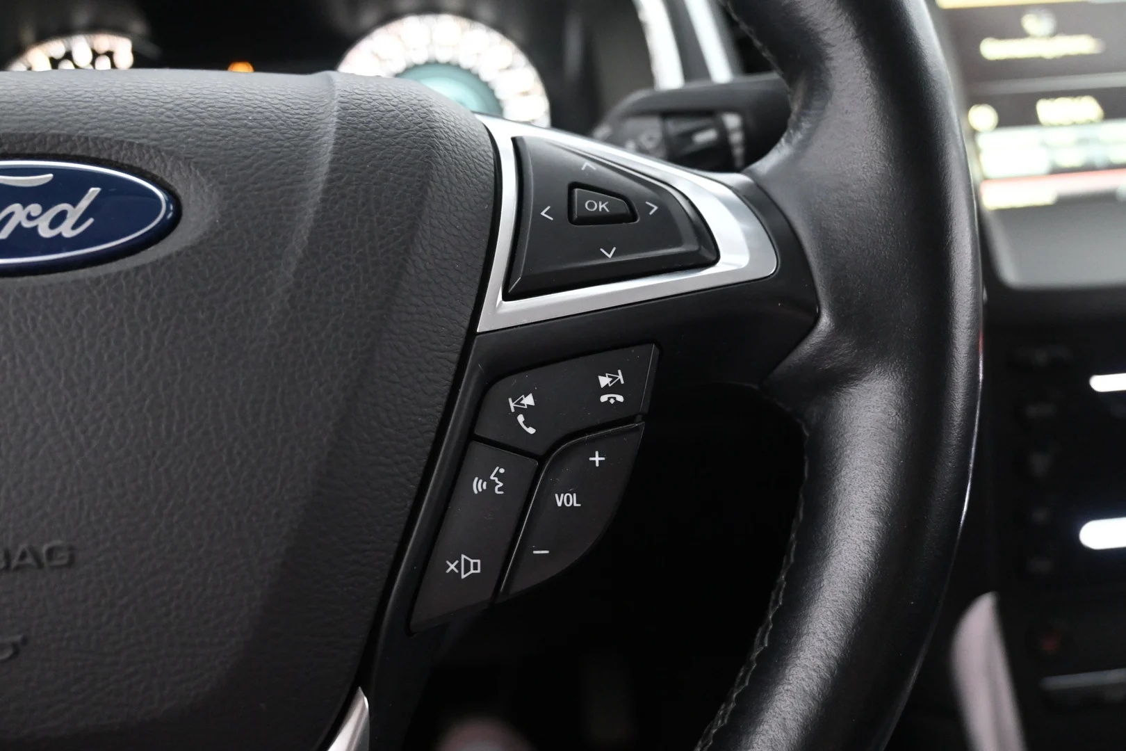 Car Image - 1IKjNVfw0PP9XxlbvpgKIF