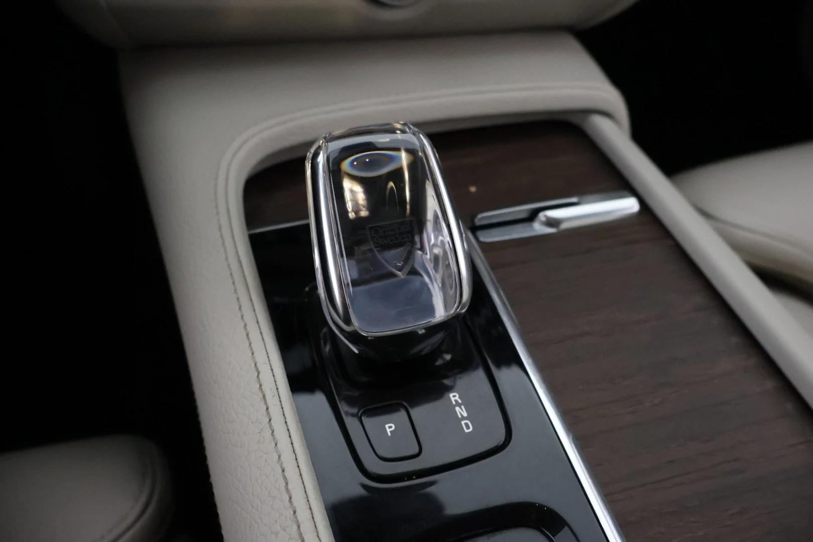 Car Image - 2teuetgbbcSom4T9dCLtvv