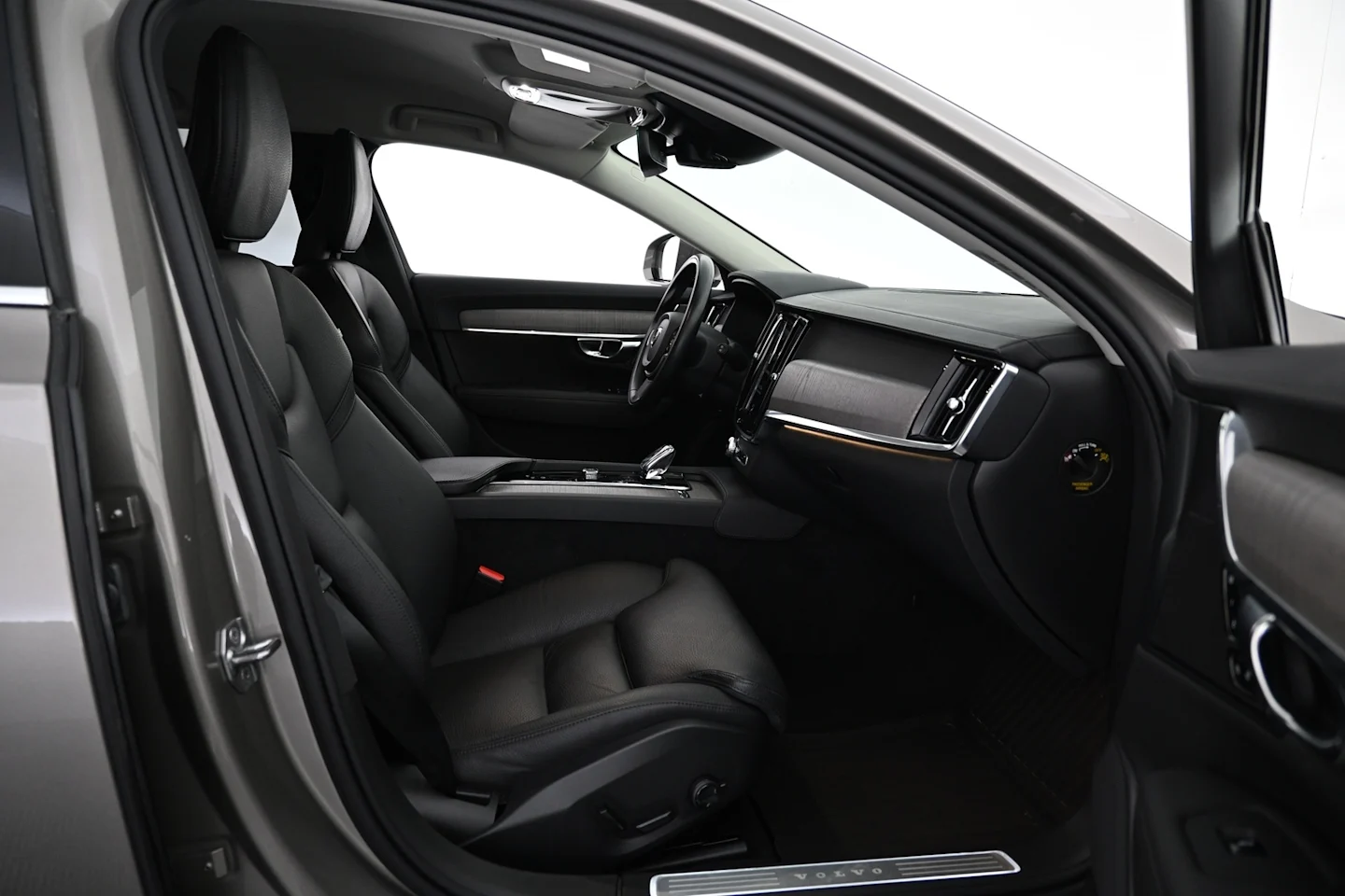 Car Image - 6QL7dHFukHTZcdM1cWh70G