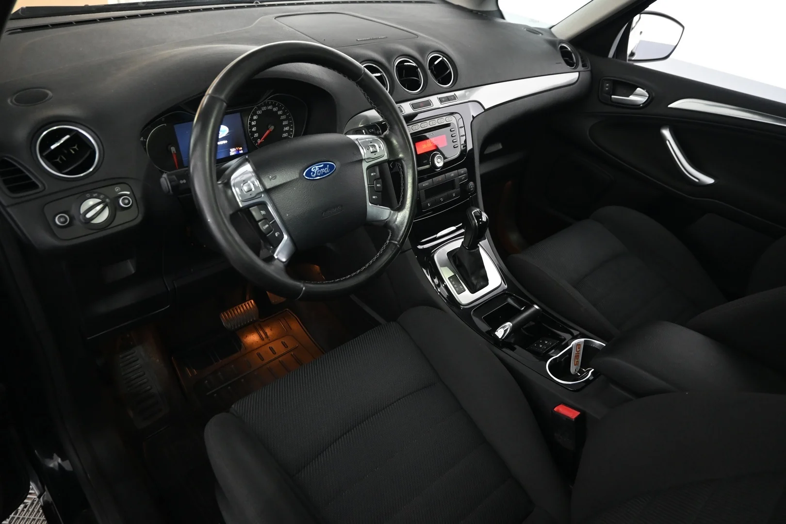 Car Image - 3VviB4gnNSa188tsxtNJj0