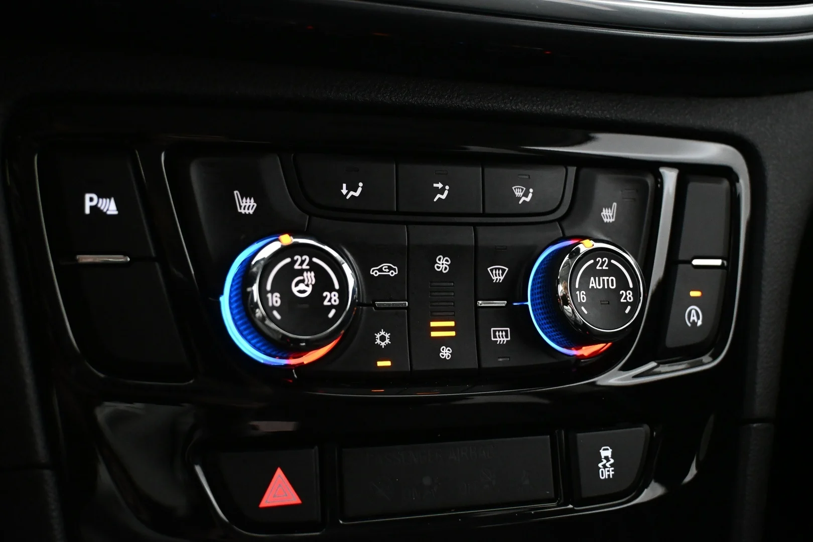 Car Image - 2wcf0uvFWYAfQCxCMXfRL1
