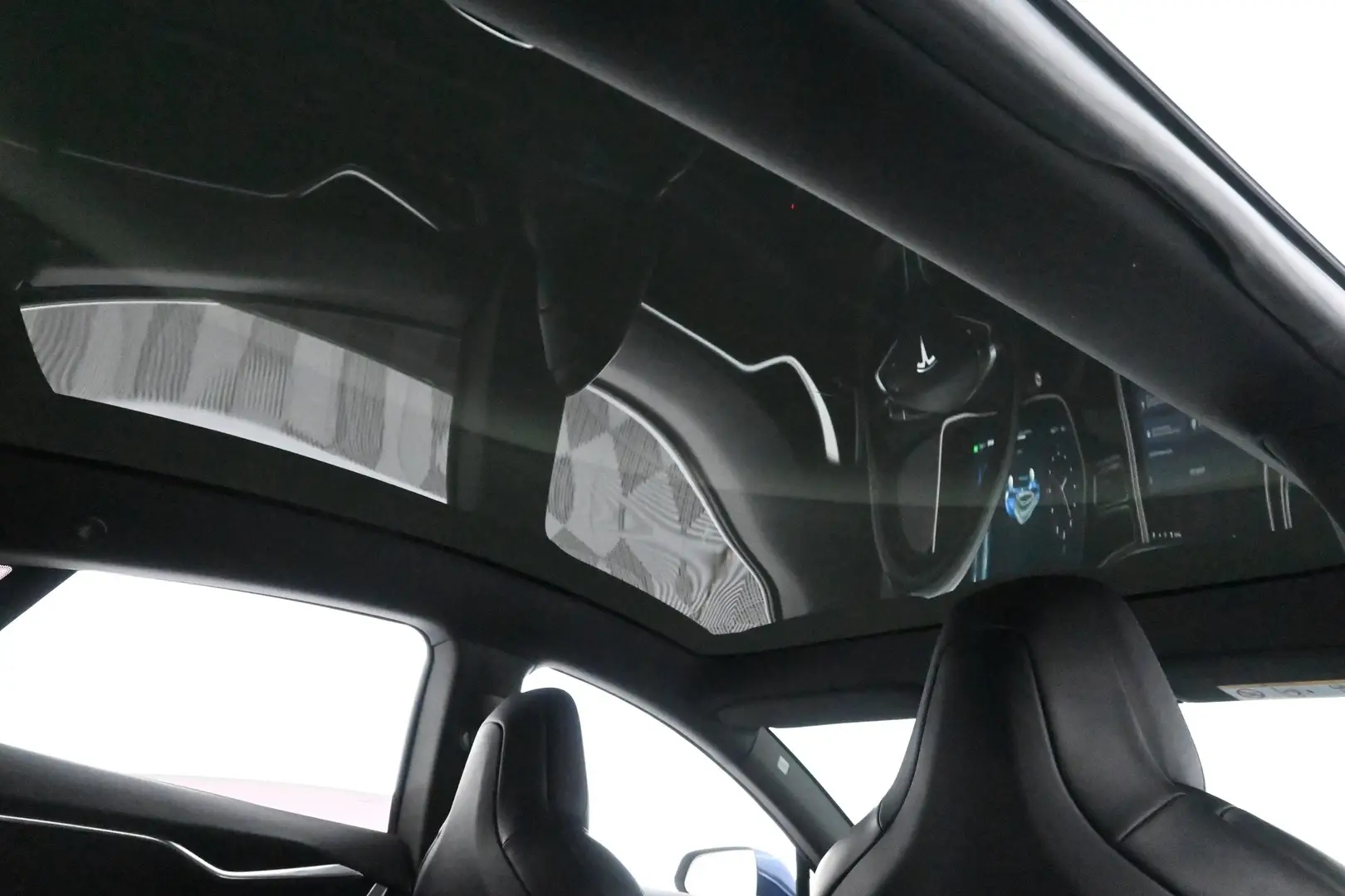 Car Image - 3BvNHp5g23zmnQydoPoaF7