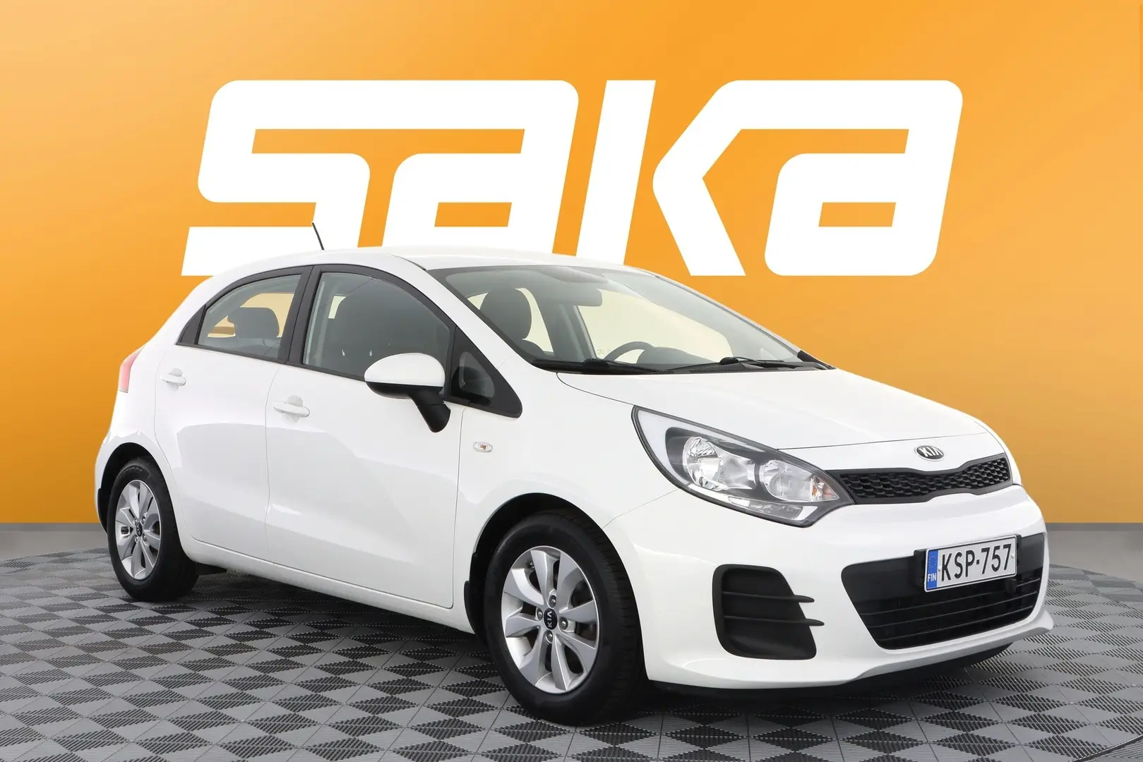 Car Image - 3Ws4biXW4TxVkA1rdyf7dW