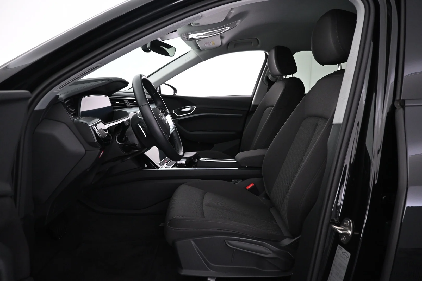 Car Image - 3T1cjXgriZttykpeS5iboj