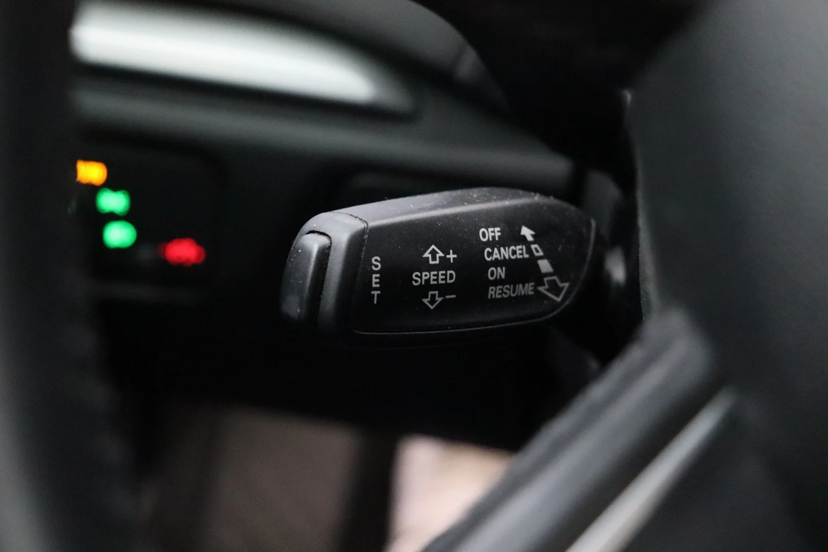 Car Image - 7m4sEBsUTzsYGwVIrvwoSe