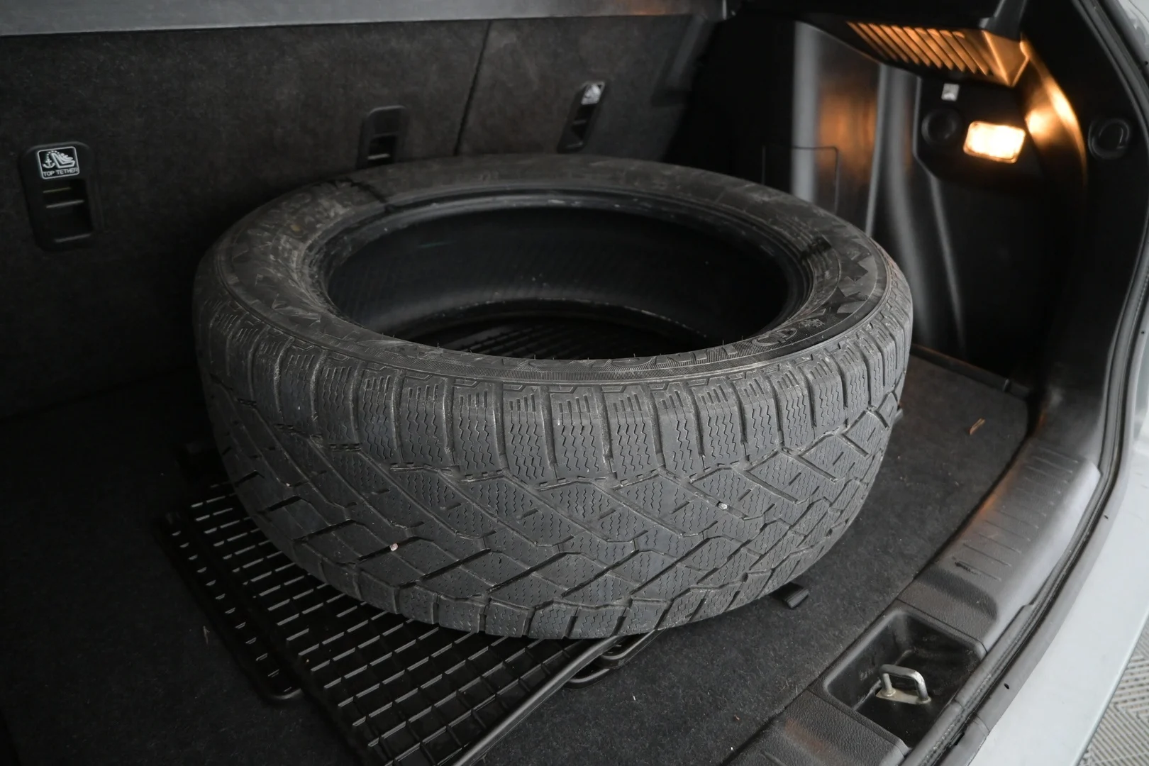 Car Image - 25vAjrv9wdamrN98HUlH1g