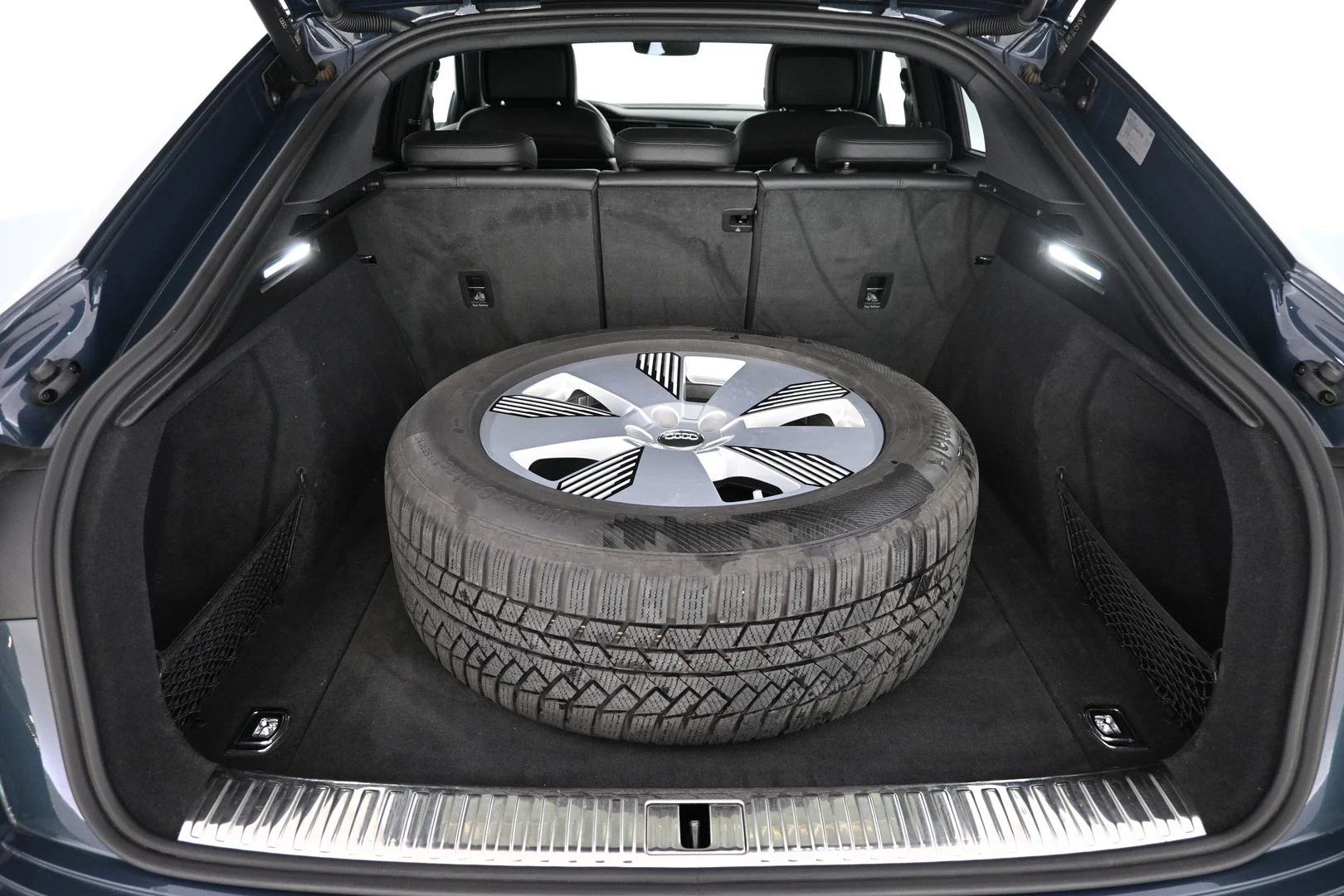 Car Image - 1sudmpbwMfezEXVgUXBSrY