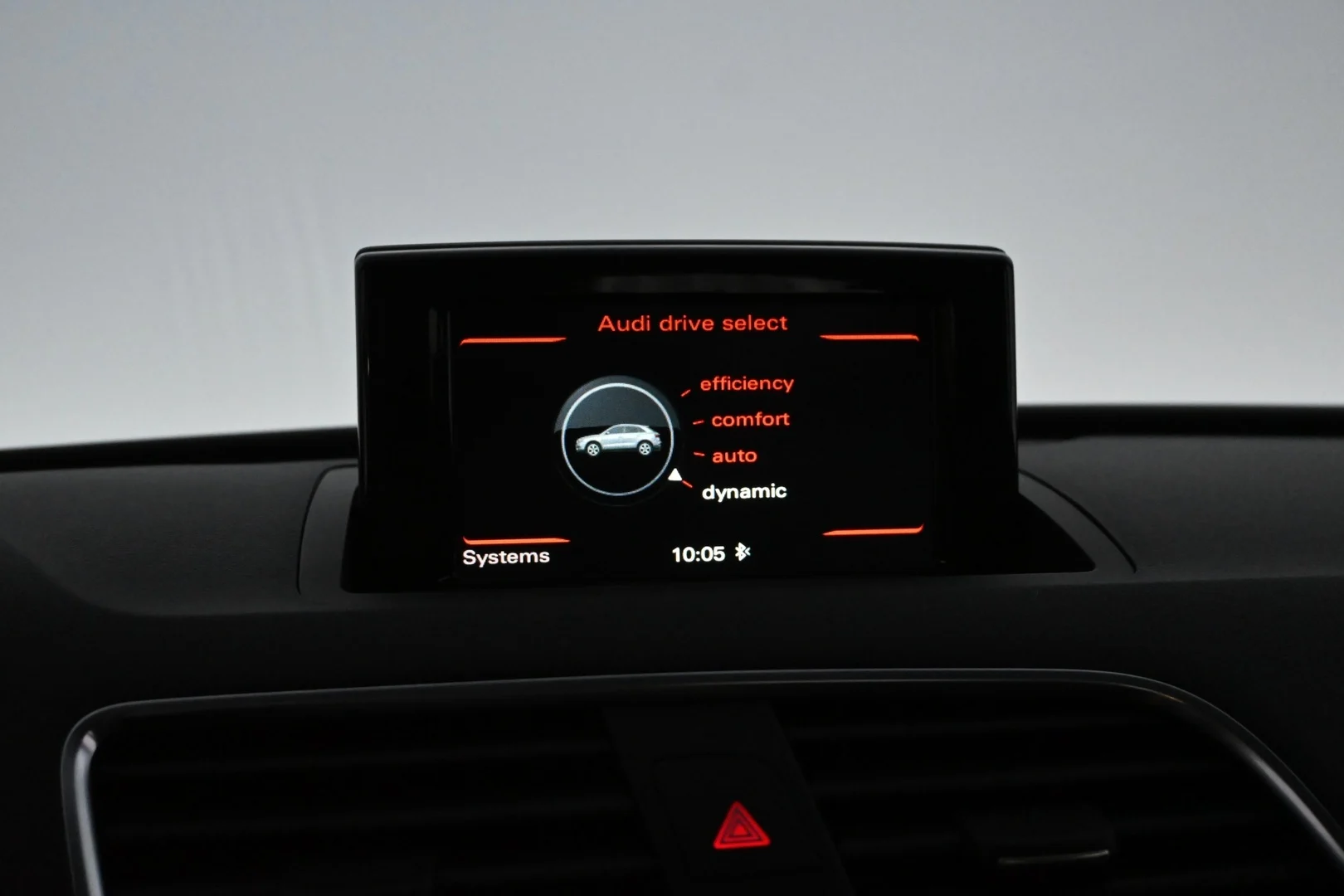 Car Image - 6KlK4TOLVBEYKd12w4mSz1