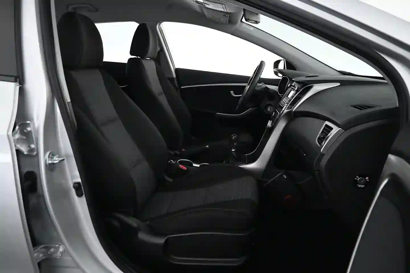 Car Image - 74uA31mwC69ItRJSgbyE29