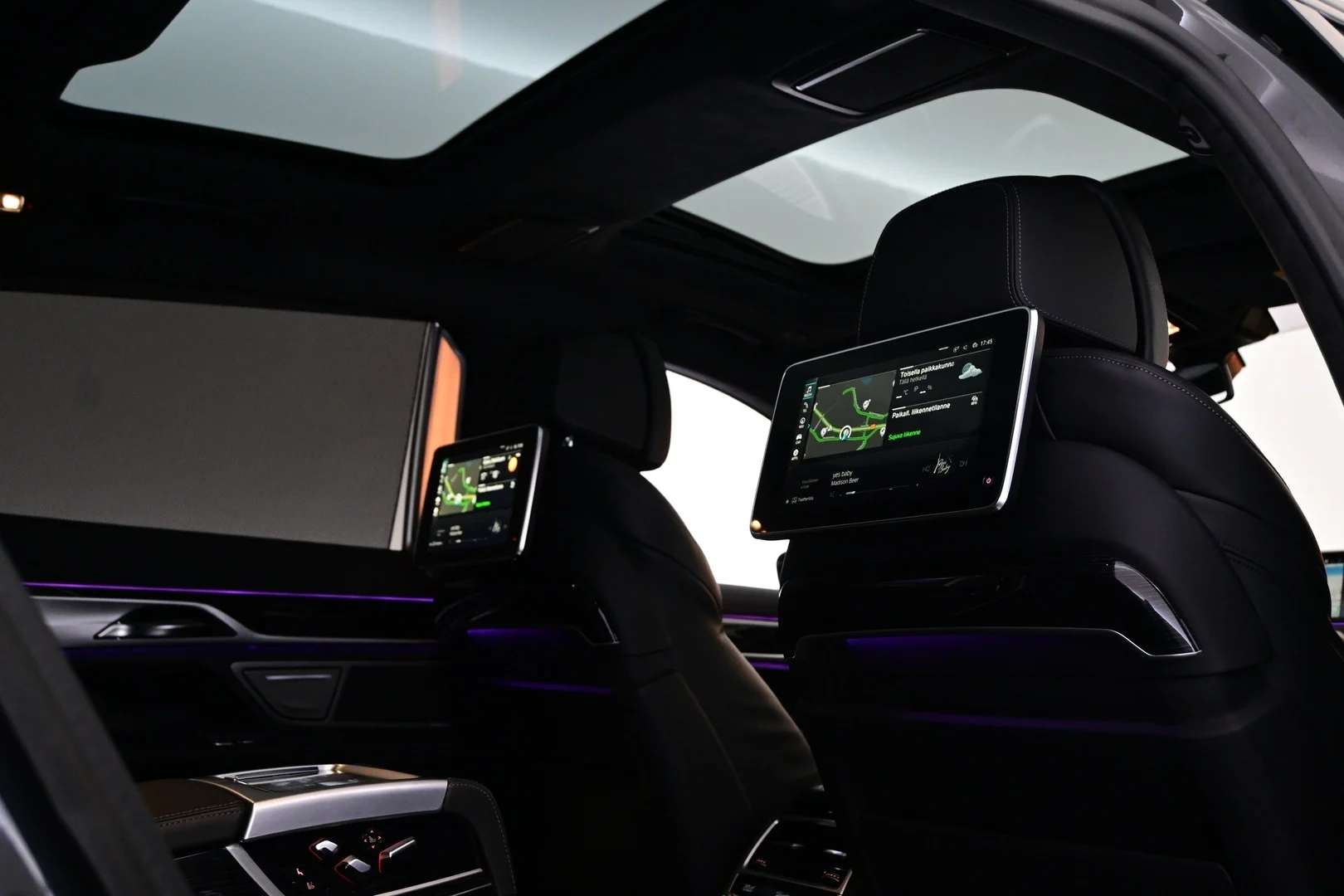 Car Image - W3H8PFELRnB9lYtpeRbJe