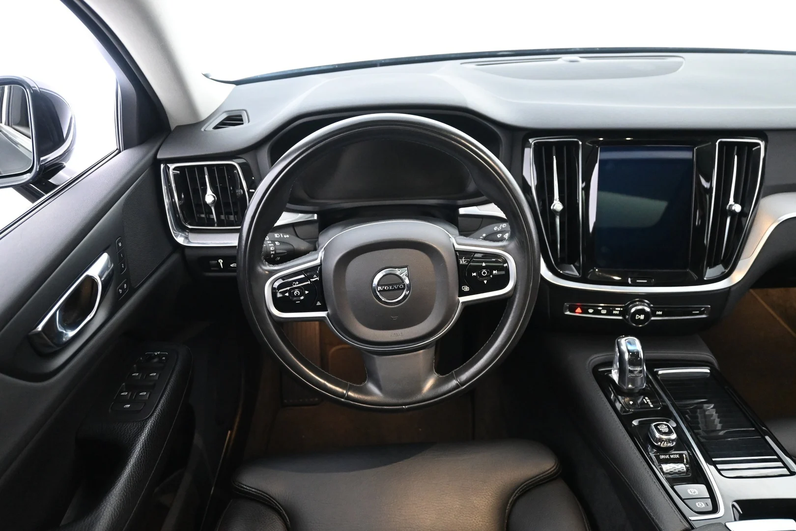Car Image - 6oaWxw5sNogASiD0FxAfGR
