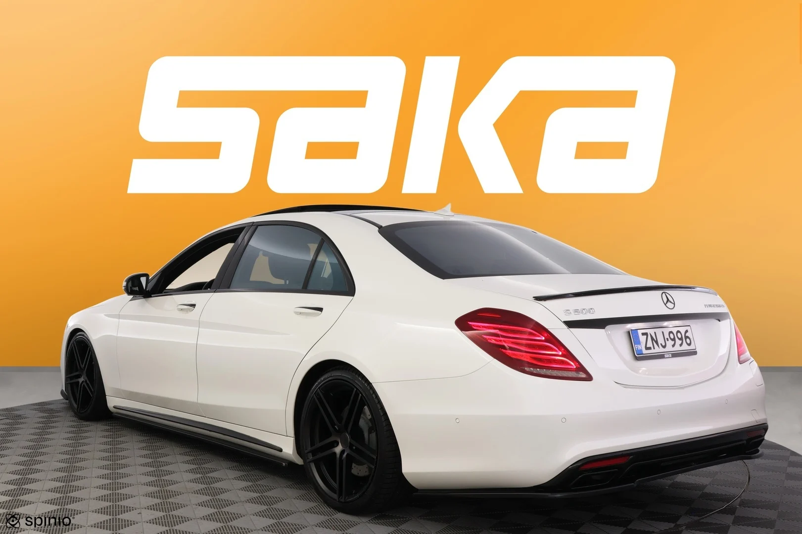 Car Image - 4c4jE64fY05p7G6Xi4DfGB