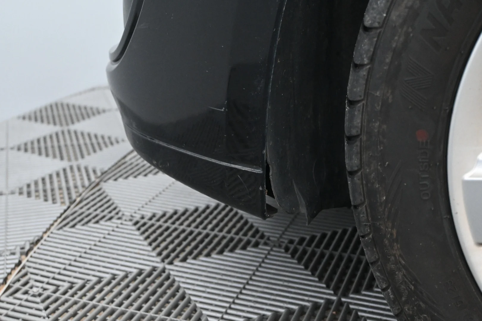 Car Image - 4RtncZOc1TPkBM4gDeyrJ9