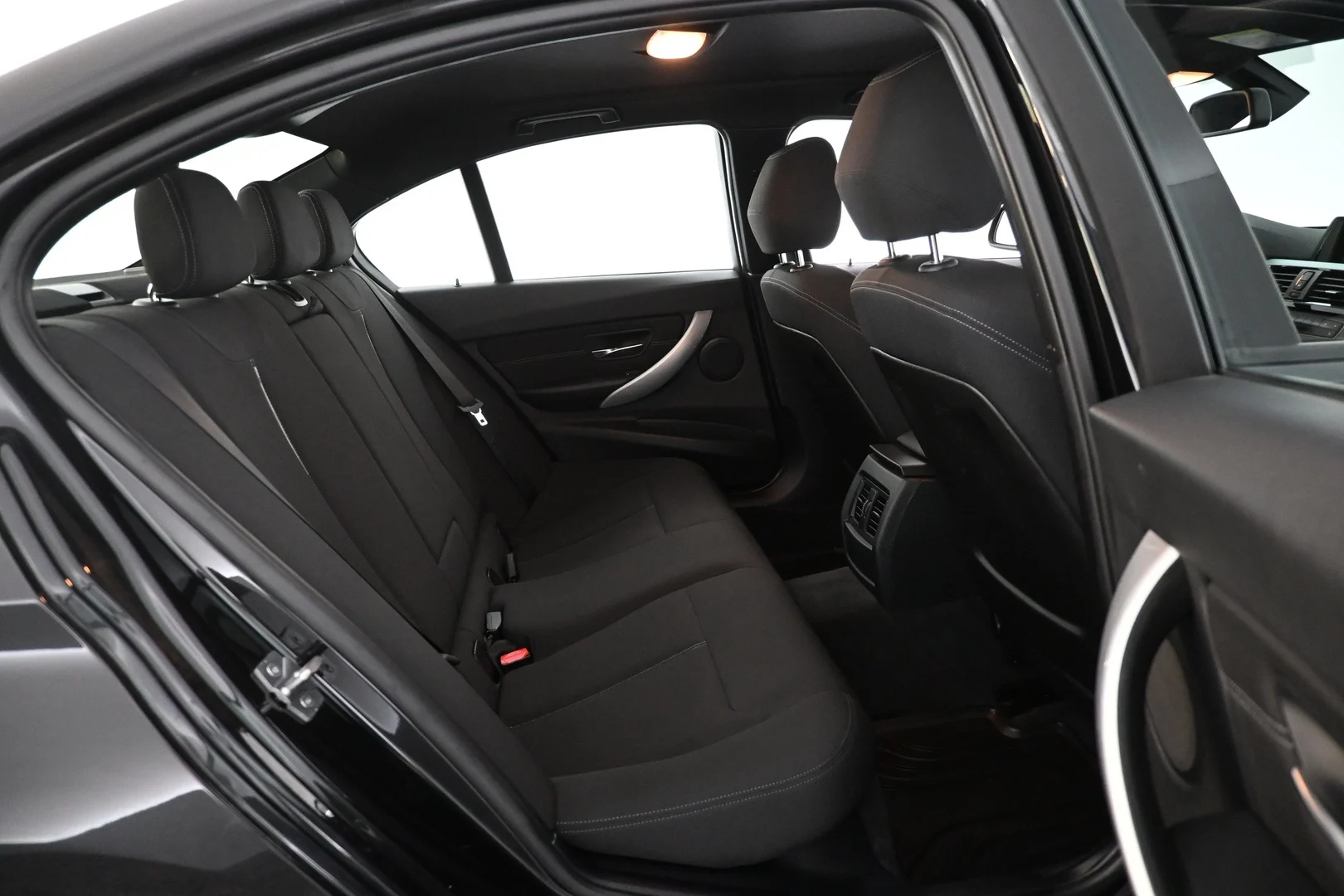 Car Image - 2ojK1j6jHjVob1idF7A29Q