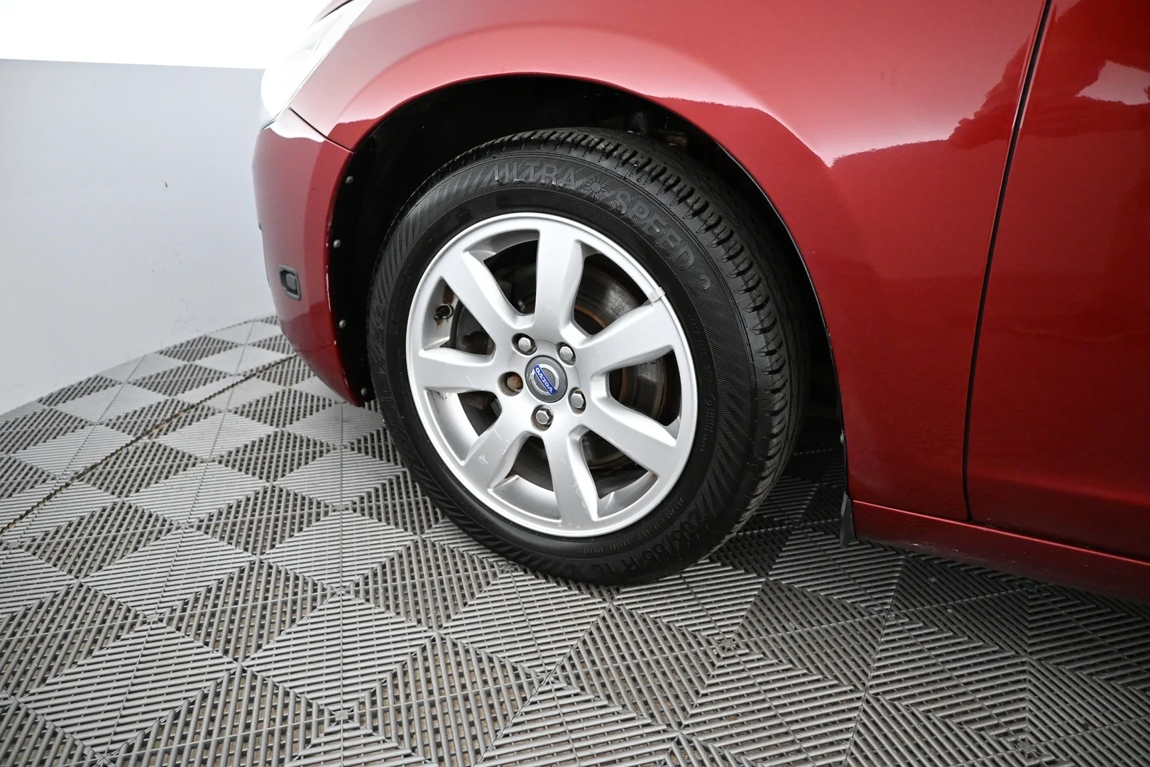 Car Image - ISvdw3oSehGN6EkEIw6Xb
