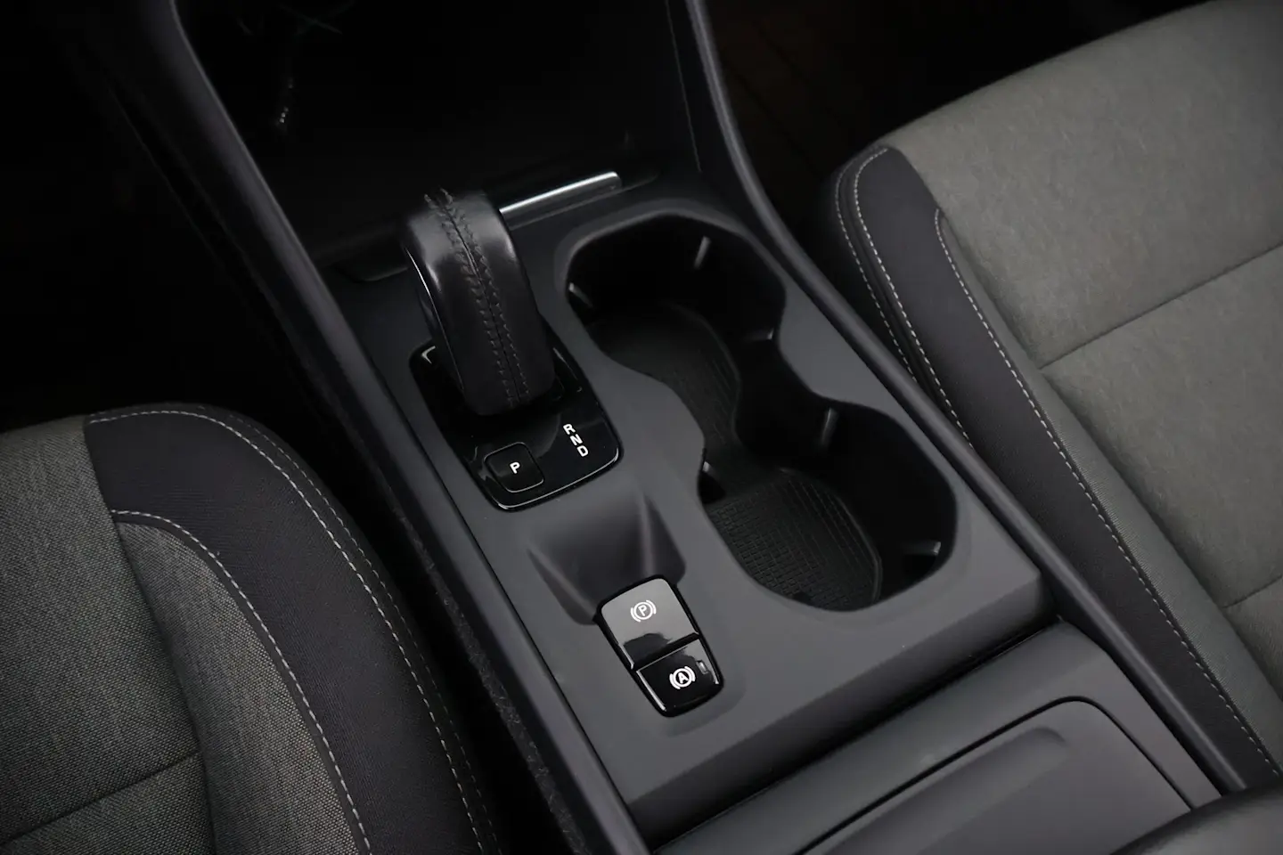 Car Image - bKW2yekrLAqCWqtBVZbd8