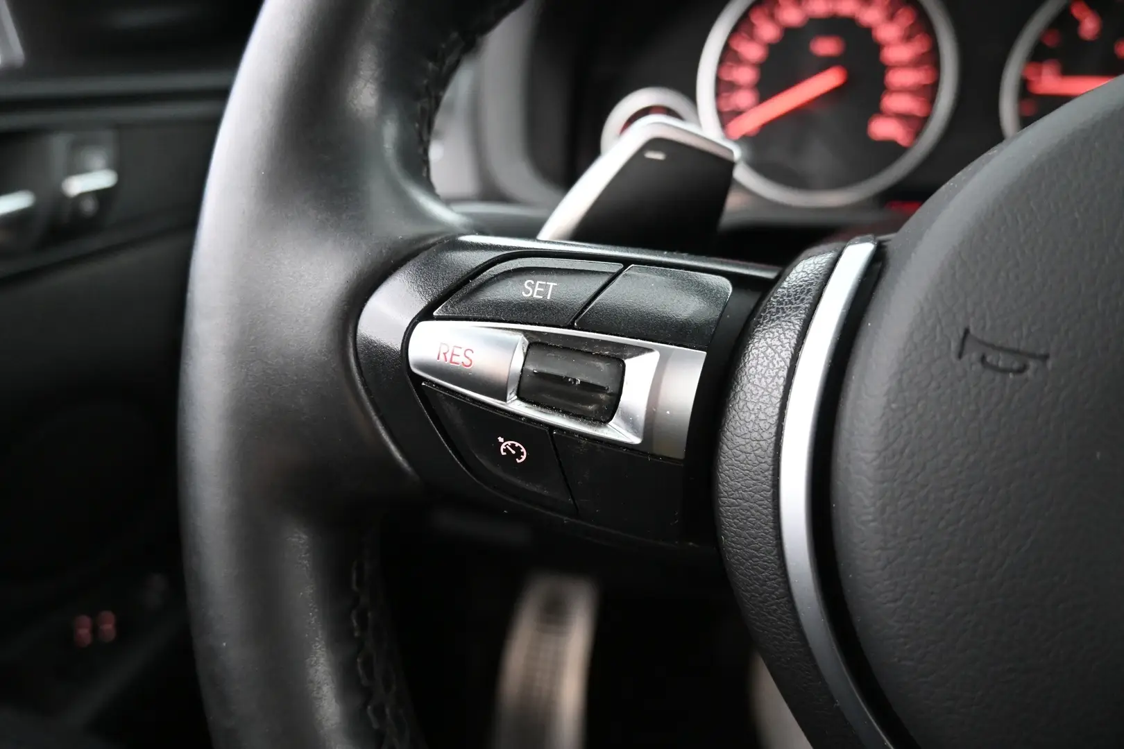Car Image - 3bUTMojxKJzqC2QHhIrDre
