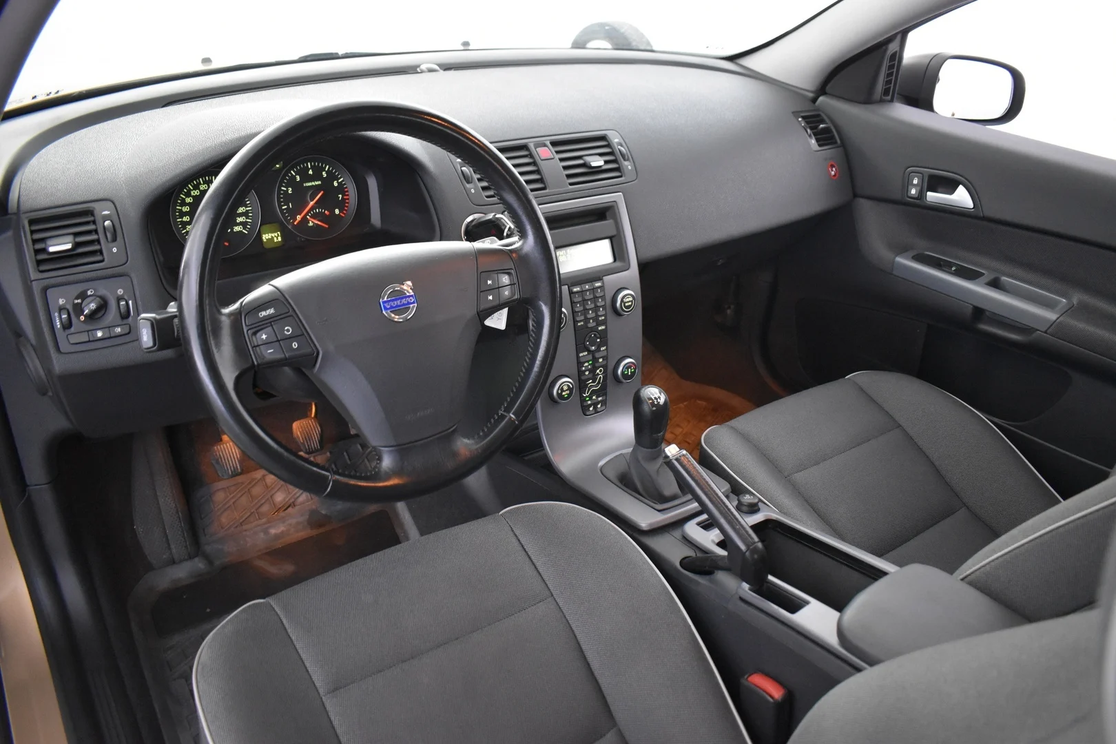 Car Image - ghO41lQ4CHysCO7zNMHc9