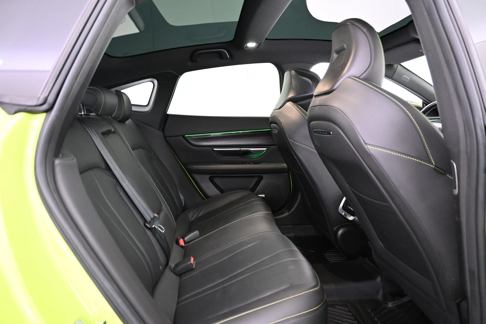 Car Image - 5vZ6HeG9EYdVQq7o1gSuon