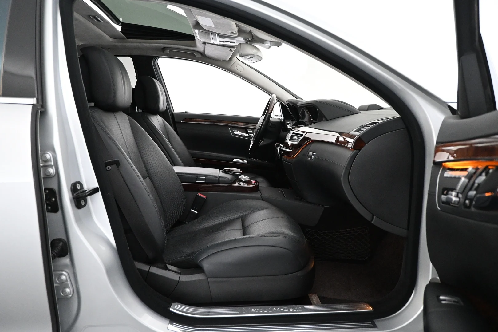 Car Image - 7tEewDUunmshCVIjZRu5lO