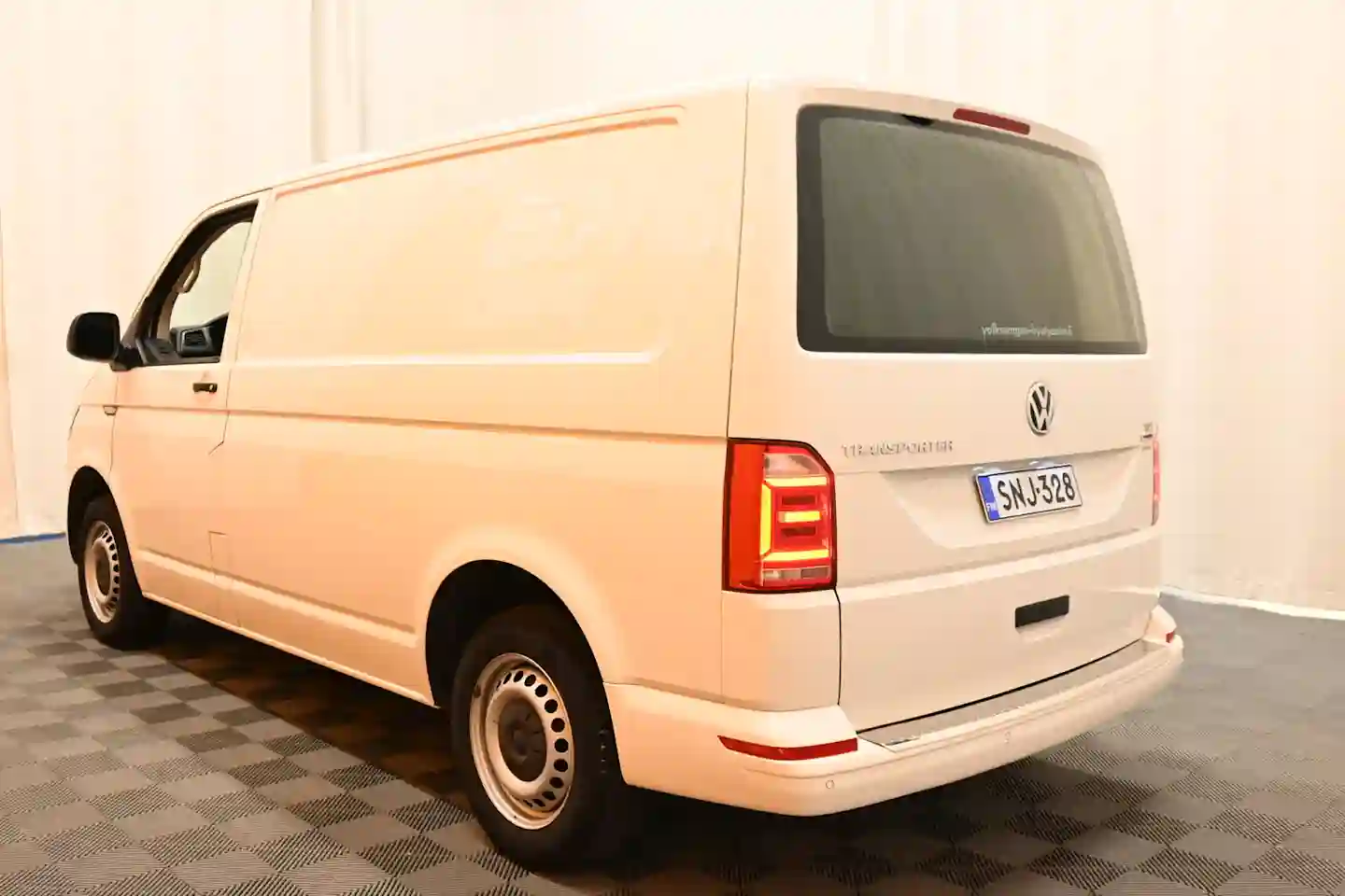 Car Image - 4yFRYSTZel33qYR2yWZezb