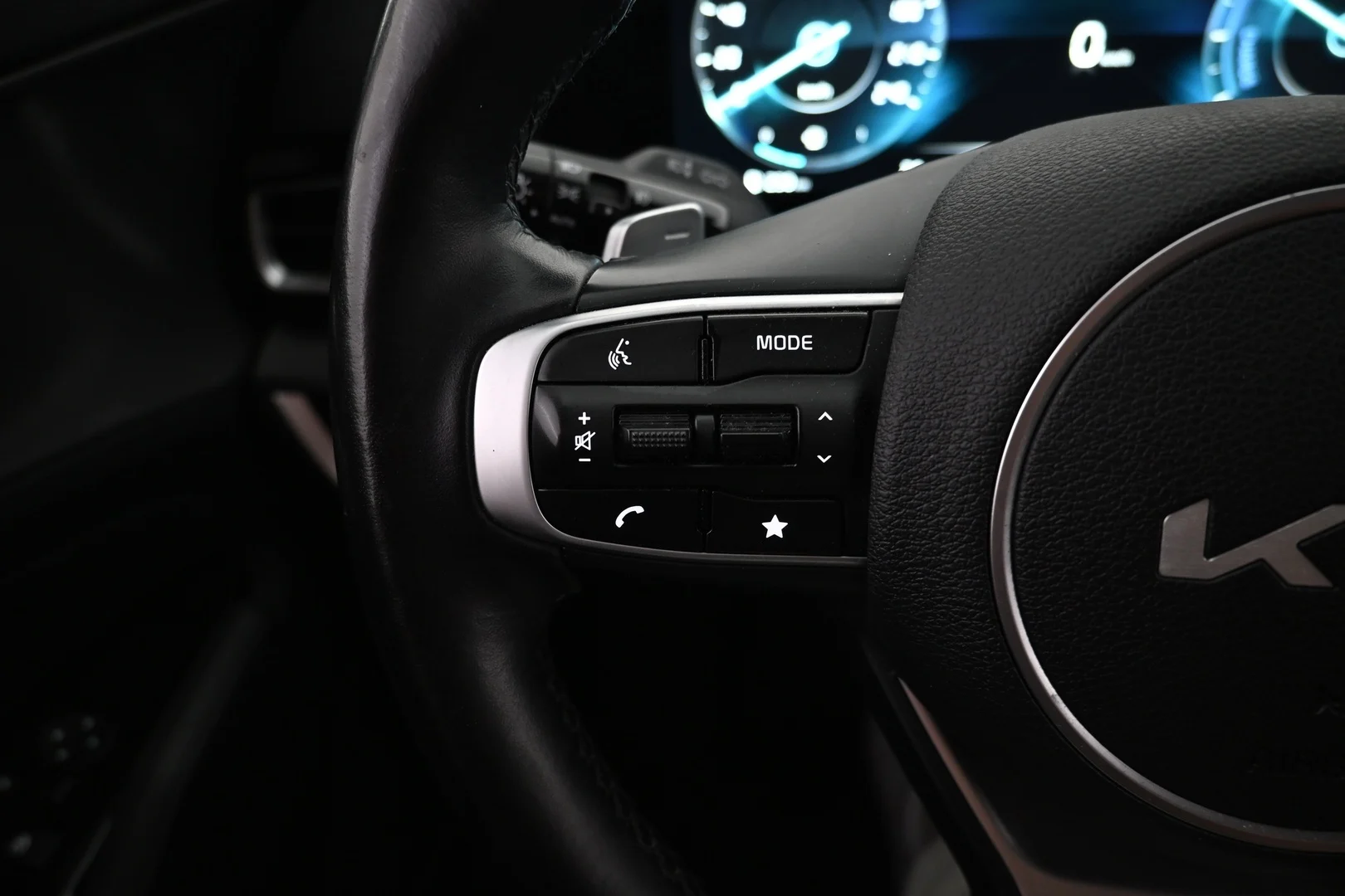 Car Image - 624o31R45CJORCbbZU5UKV