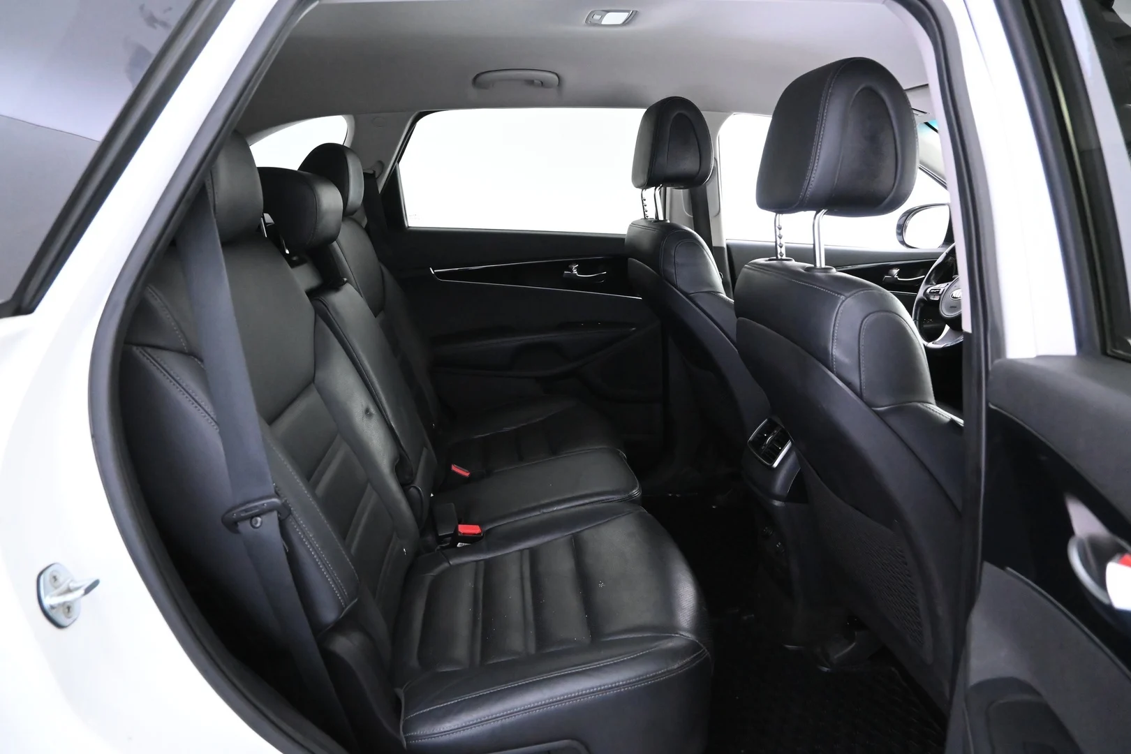 Car Image - T3XRw1AgwXQA81z2bziRC