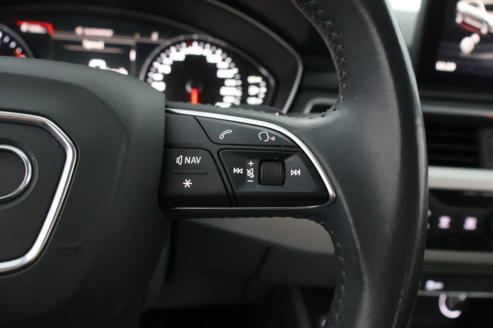 Car Image - 5Vj8qcoHf9HzhnQhavp2CI