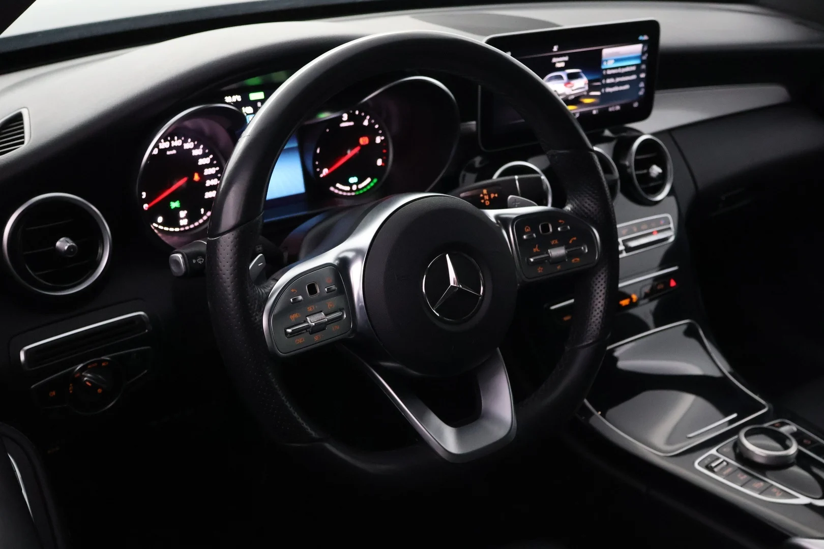 Car Image - vy95LyrUhFN5wewmFlvF1