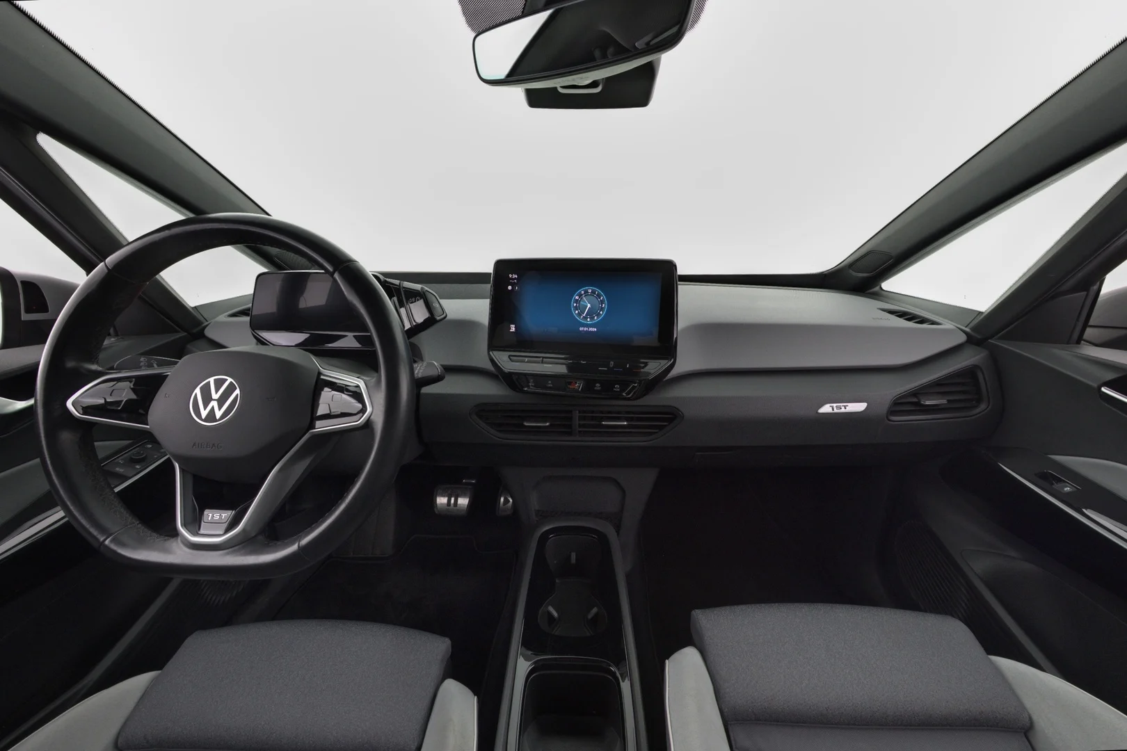 Car Image - 215oLSw6YMJi9qxGmAItBa