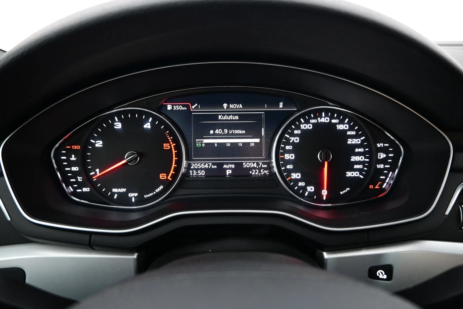 Car Image - 1aYcPEL33i1Z7Ka0vxQs1X