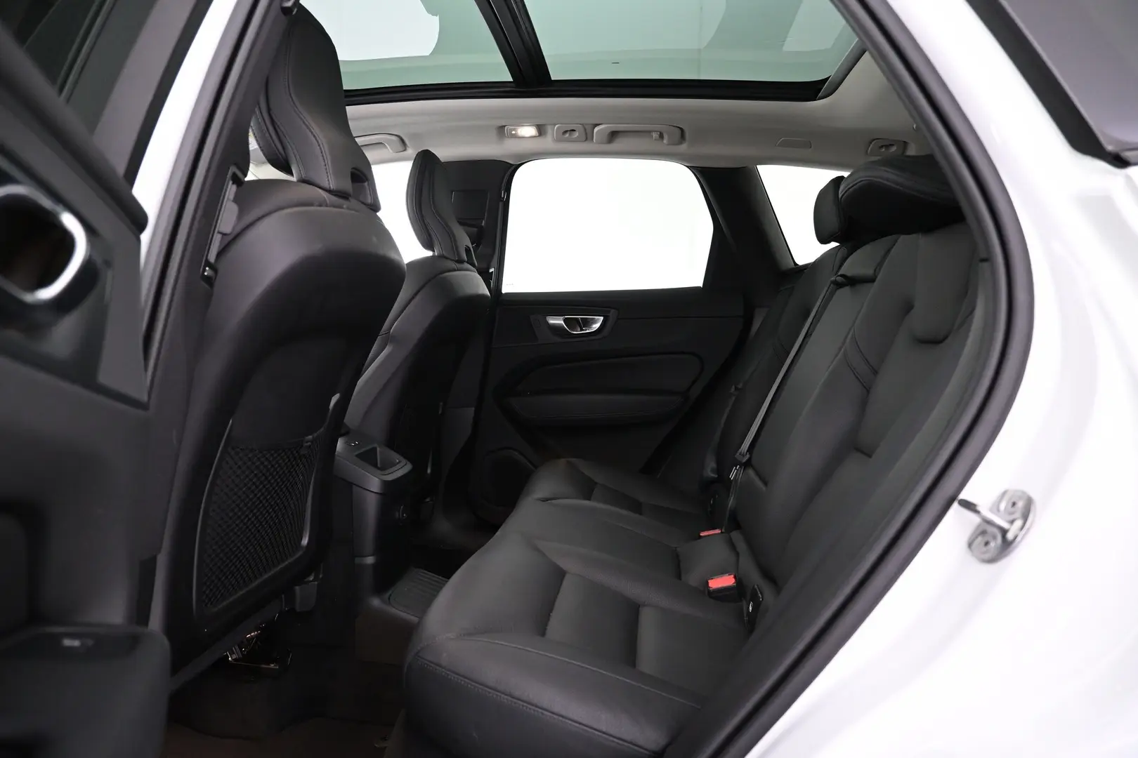 Car Image - 2CFlMgHHxXsTDWjw6G04DA