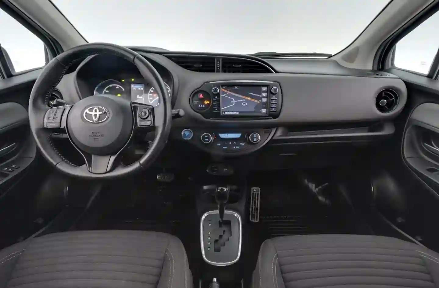 Car Image - kVxtlrVCa7sV8DR9rTwZ4