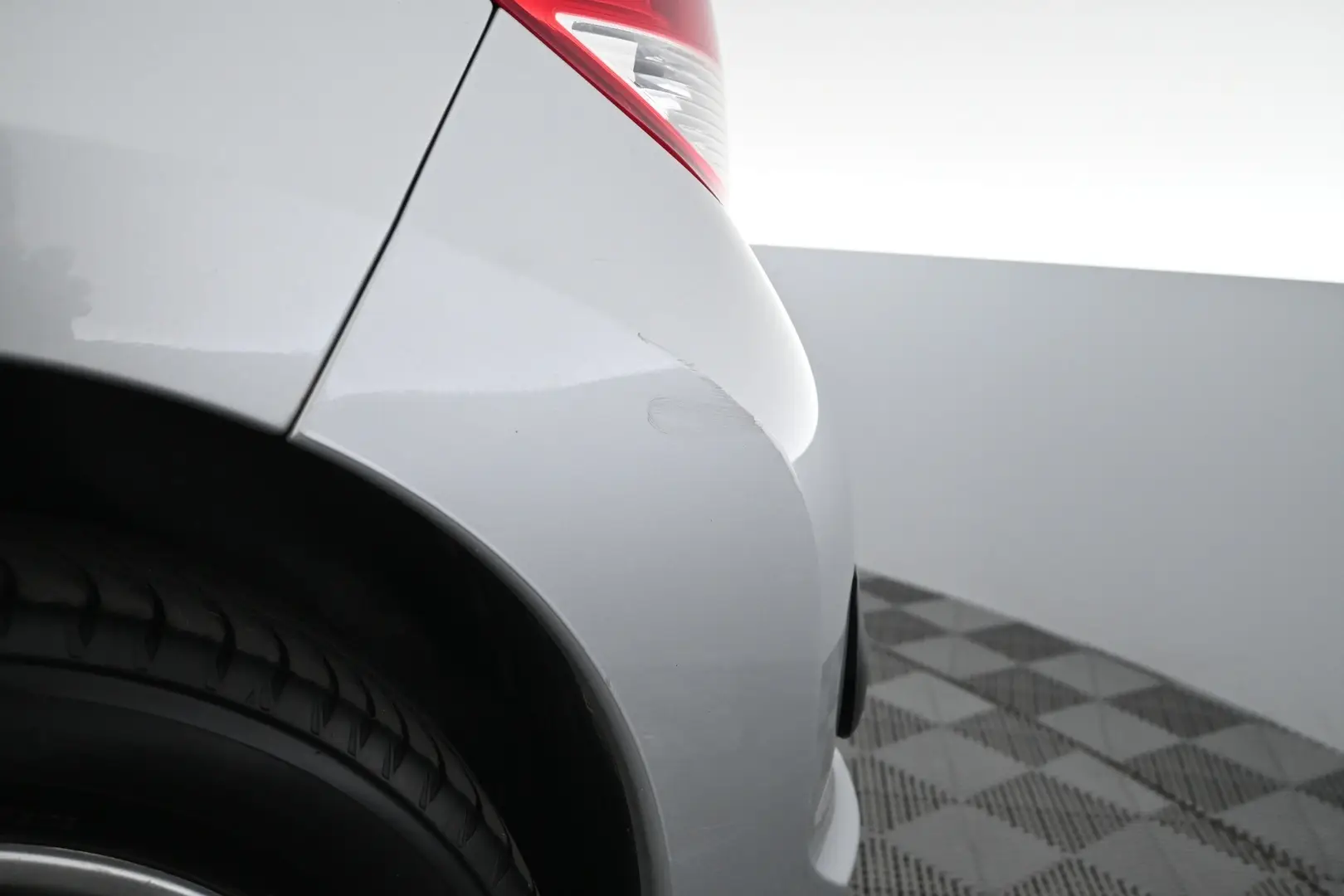 Car Image - 4YhIM3jfJrkYlq1GFWMejK