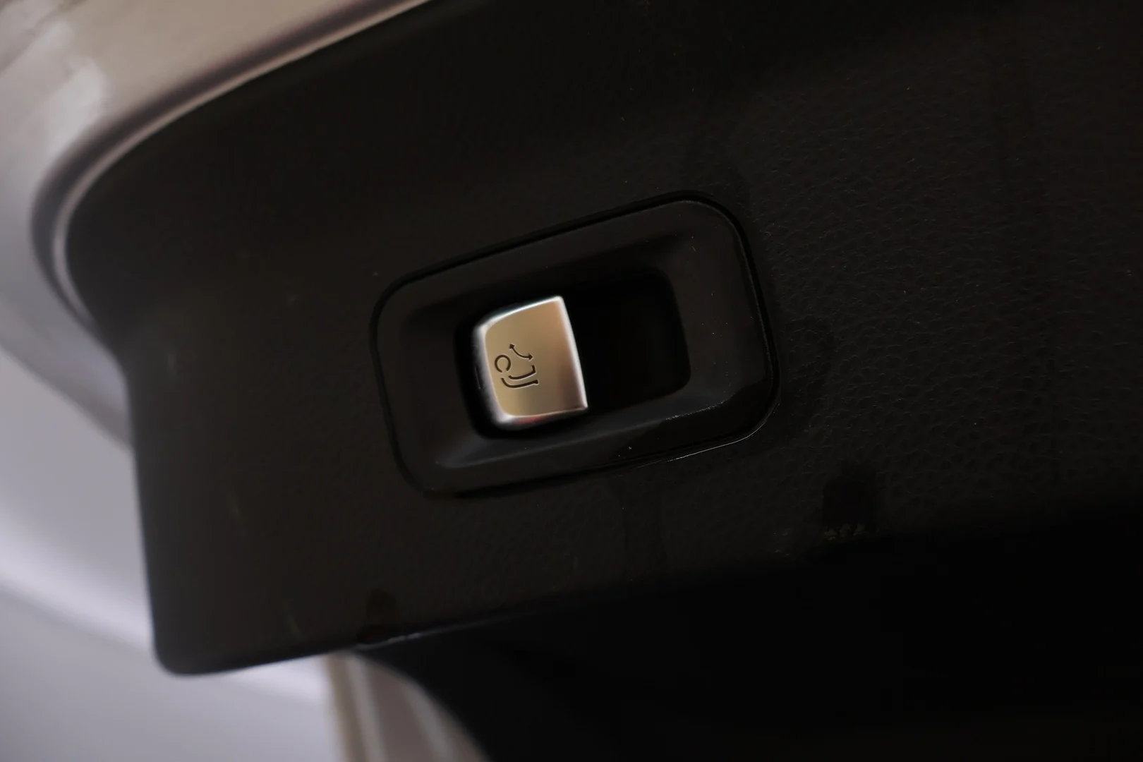 Car Image - 4OzEjLhx7dsY2F8FtXz2Sw