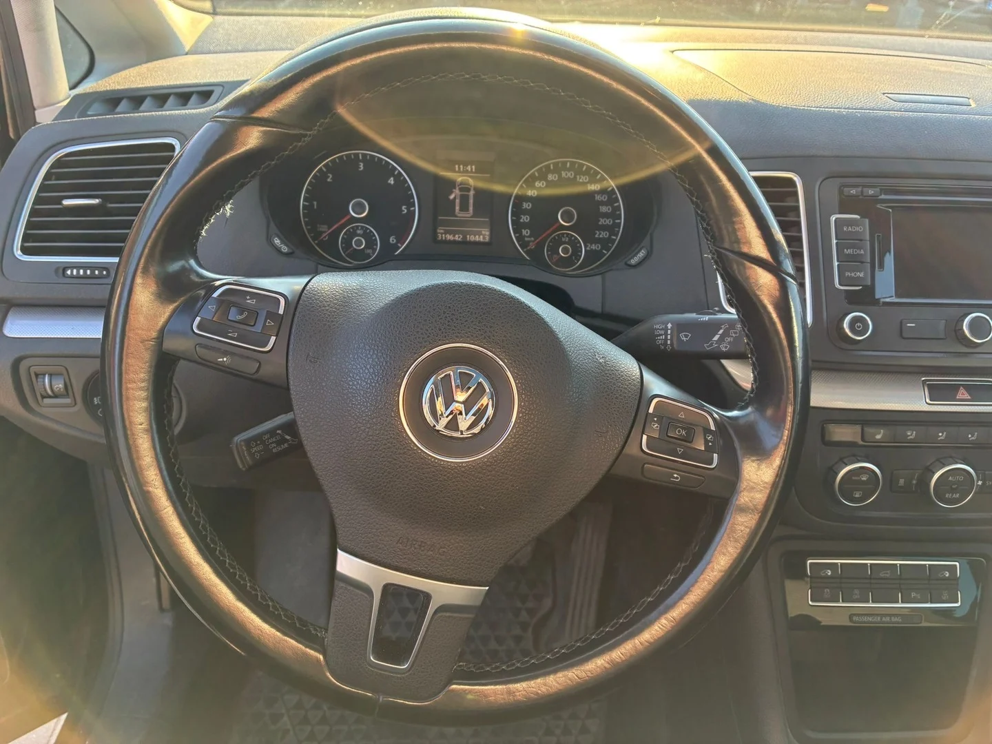Car Image - 3N7G6pwKGQI4K1RZGI43Oj