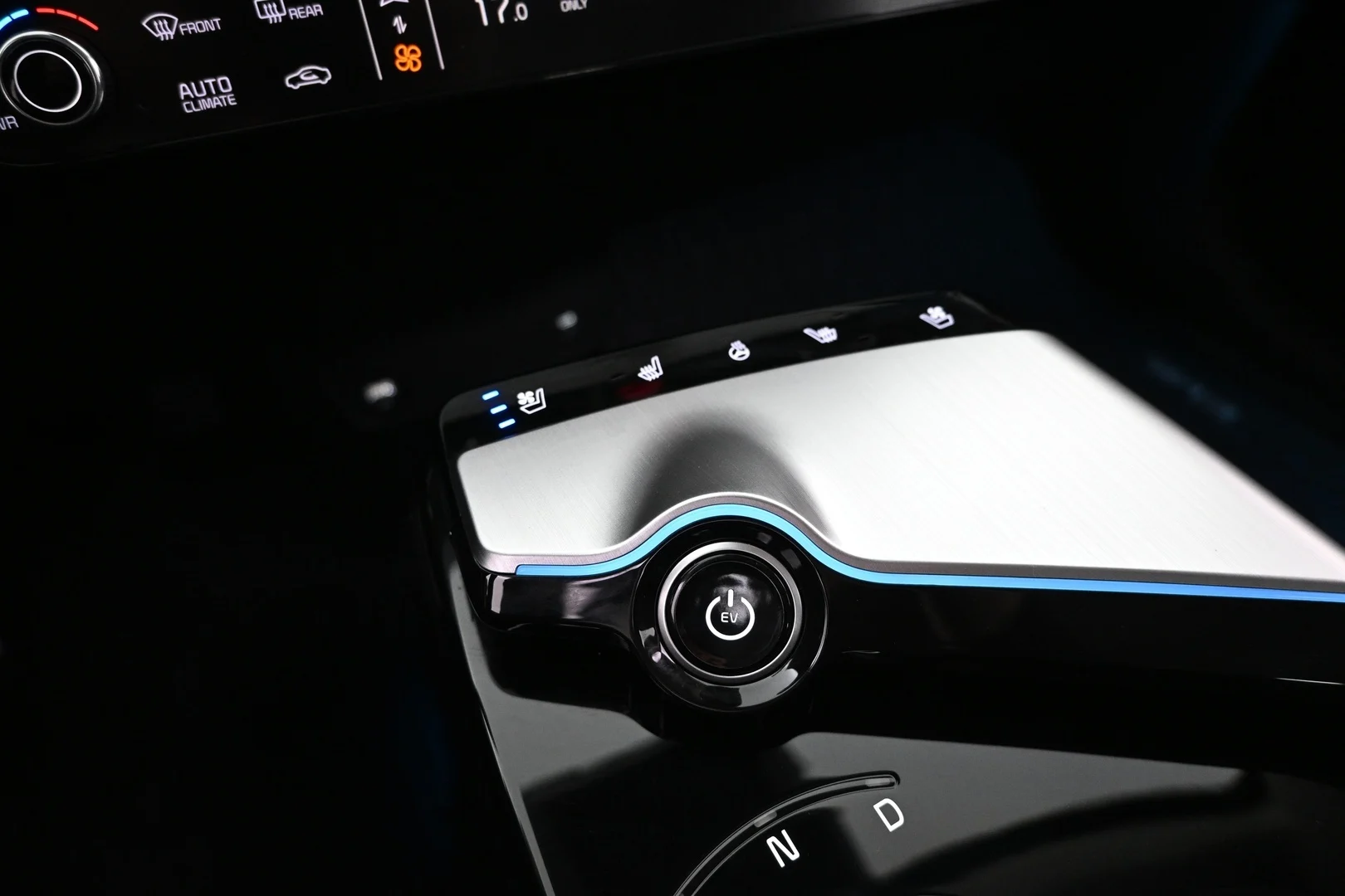 Car Image - 4m0LTFEIL3sjF5zyXNWbdy