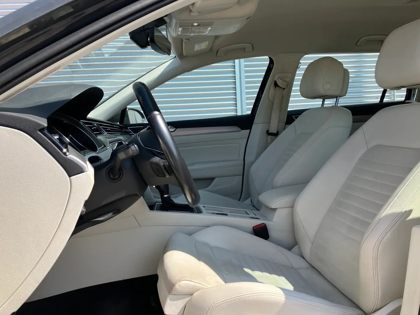 Car Image - 2o9VFTjmKd159wbLY8UTSU