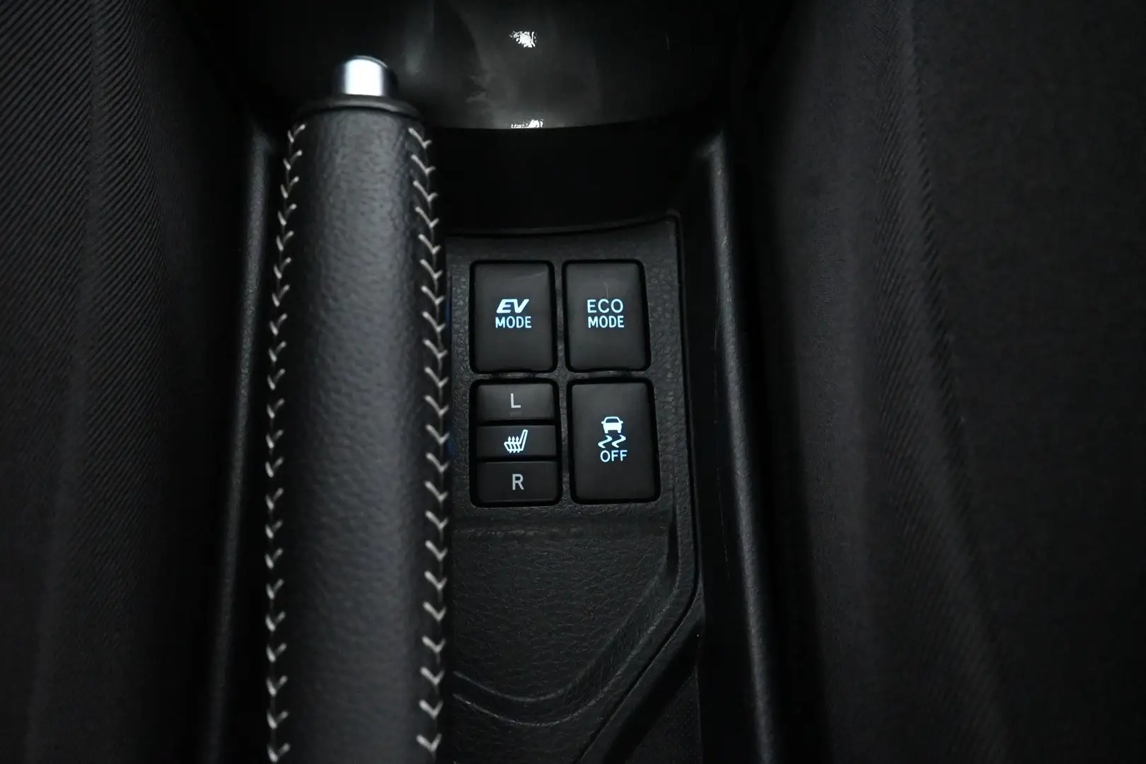 Car Image - 7Hv9gjzARlqtzPF3TknKdc