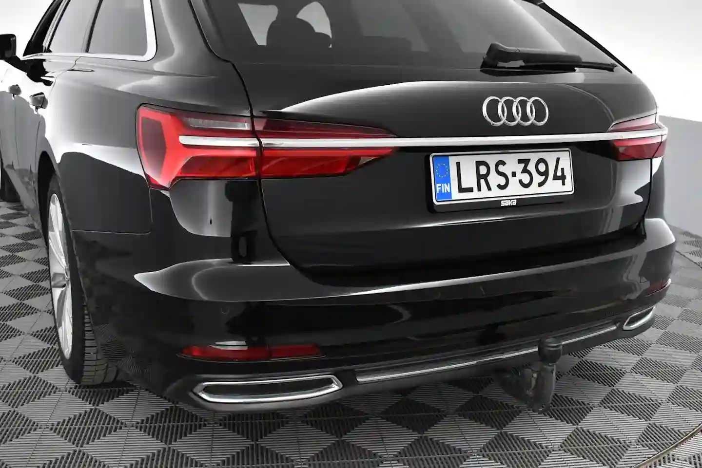 Car Image - 5IulBvw0dADNAPF5GGUc1L