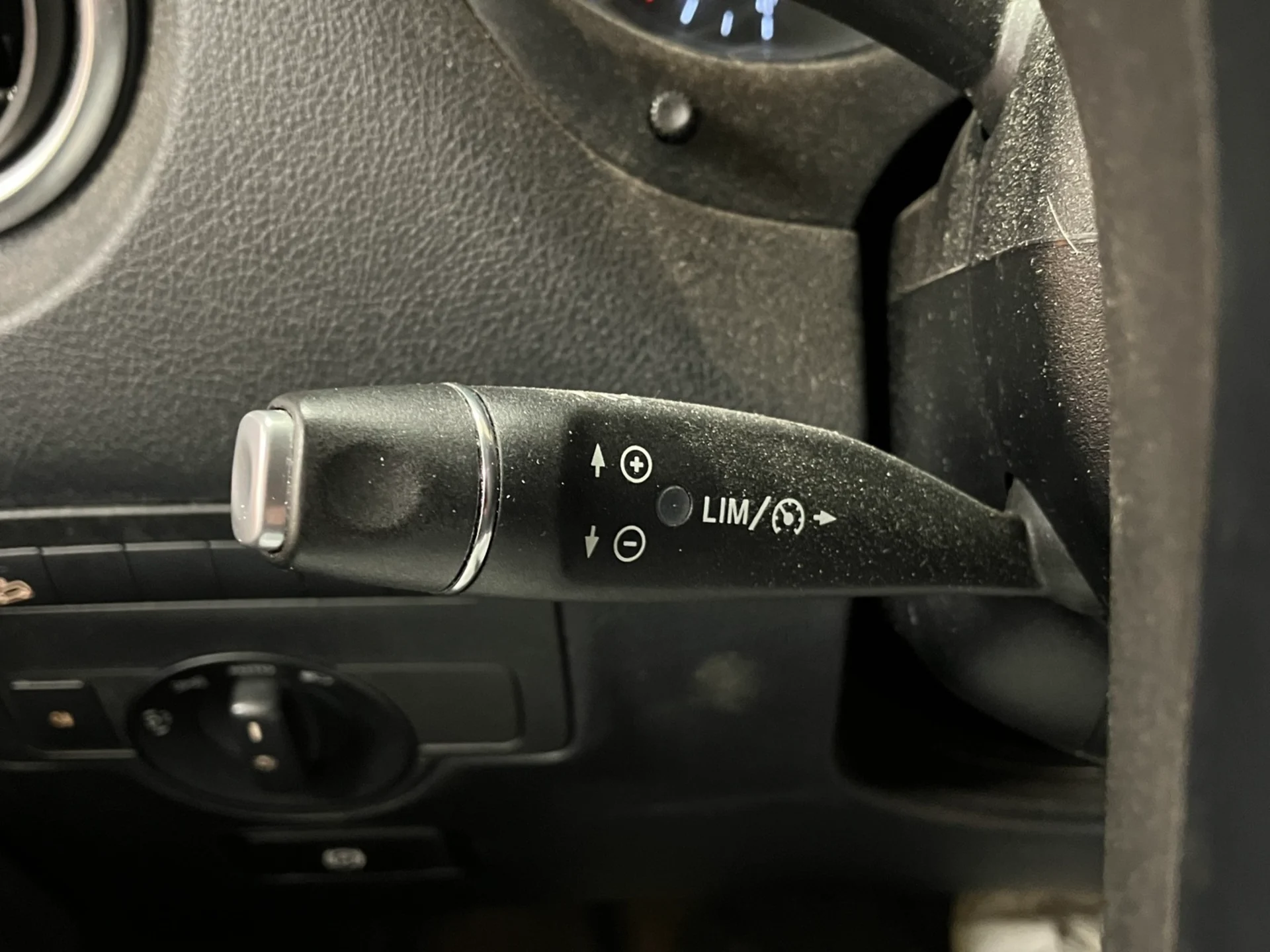 Car Image - 7aJdSBK1XSAmiK5sJIHY47