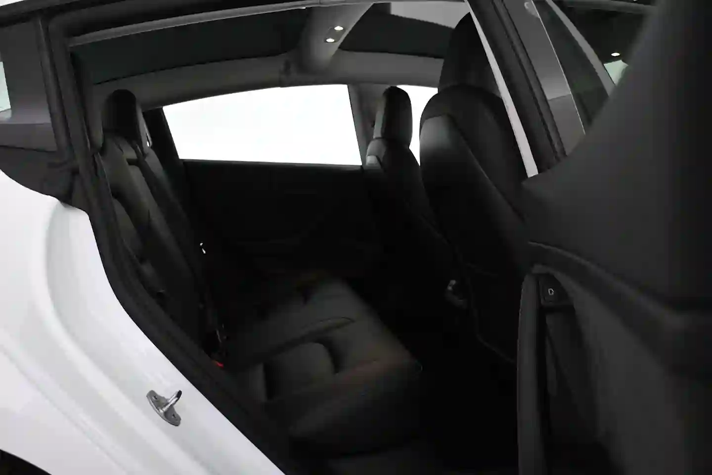 Car Image - Gr0PiJV5NPVNfdk0Cg6DO