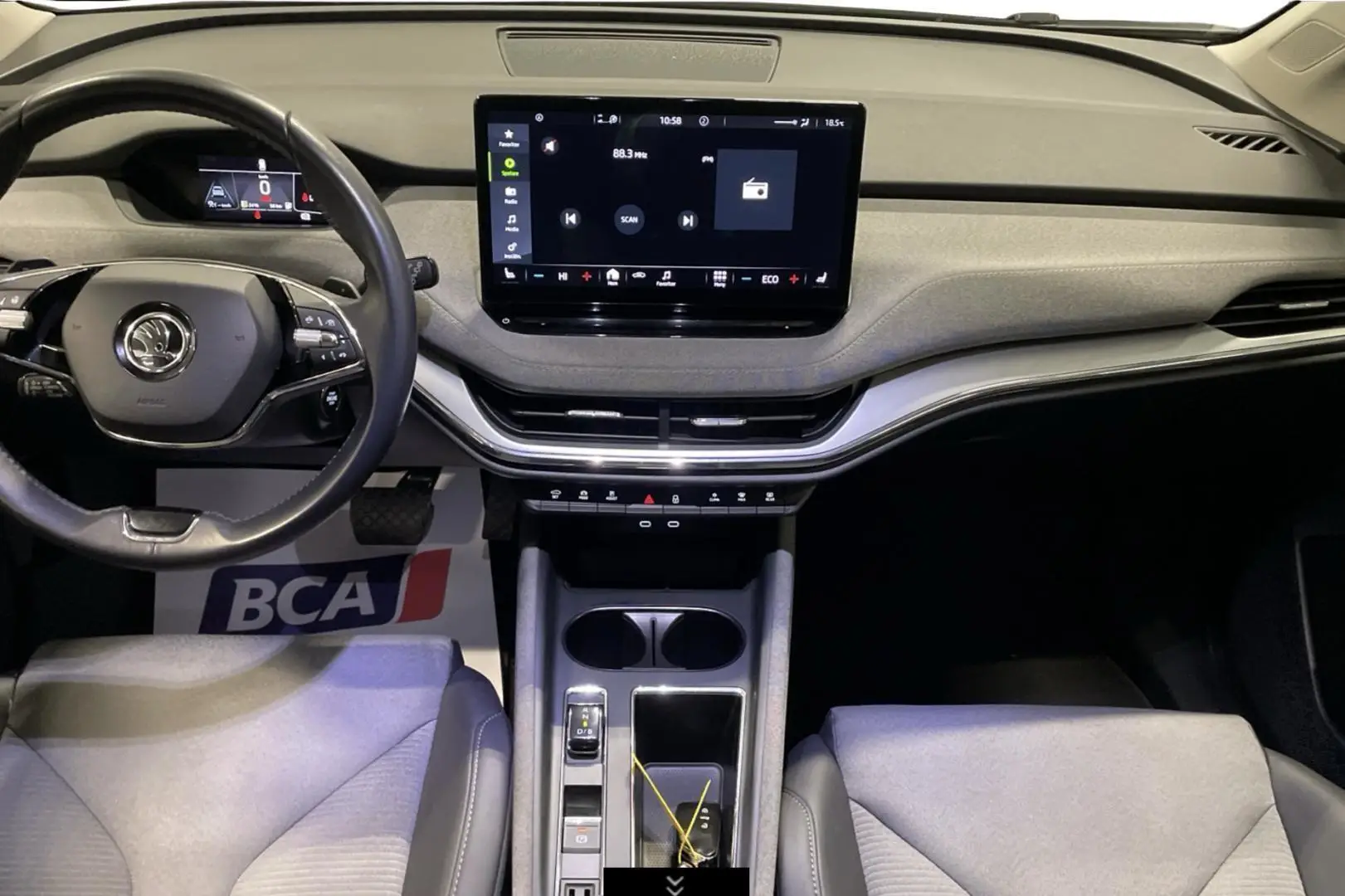 Car Image - 3b6N6TkxRVyVOzzWUcoWb6
