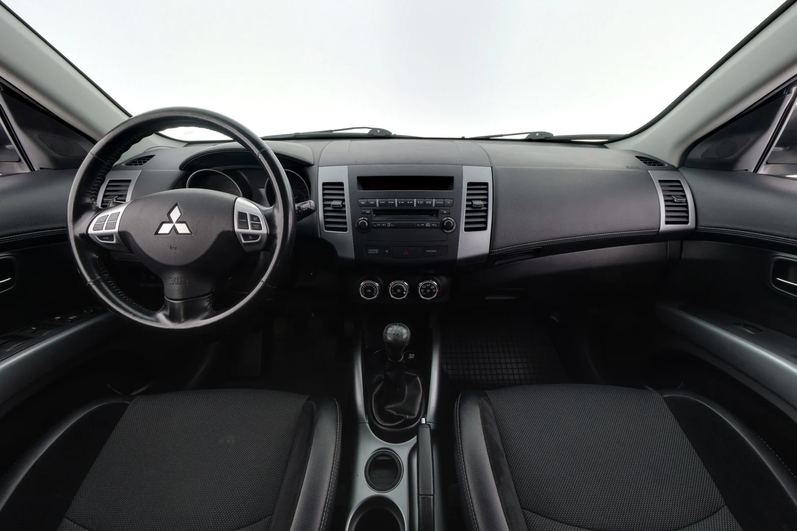 Car Image - 6SB4z3mt2Fi9vzv4GzrEbW