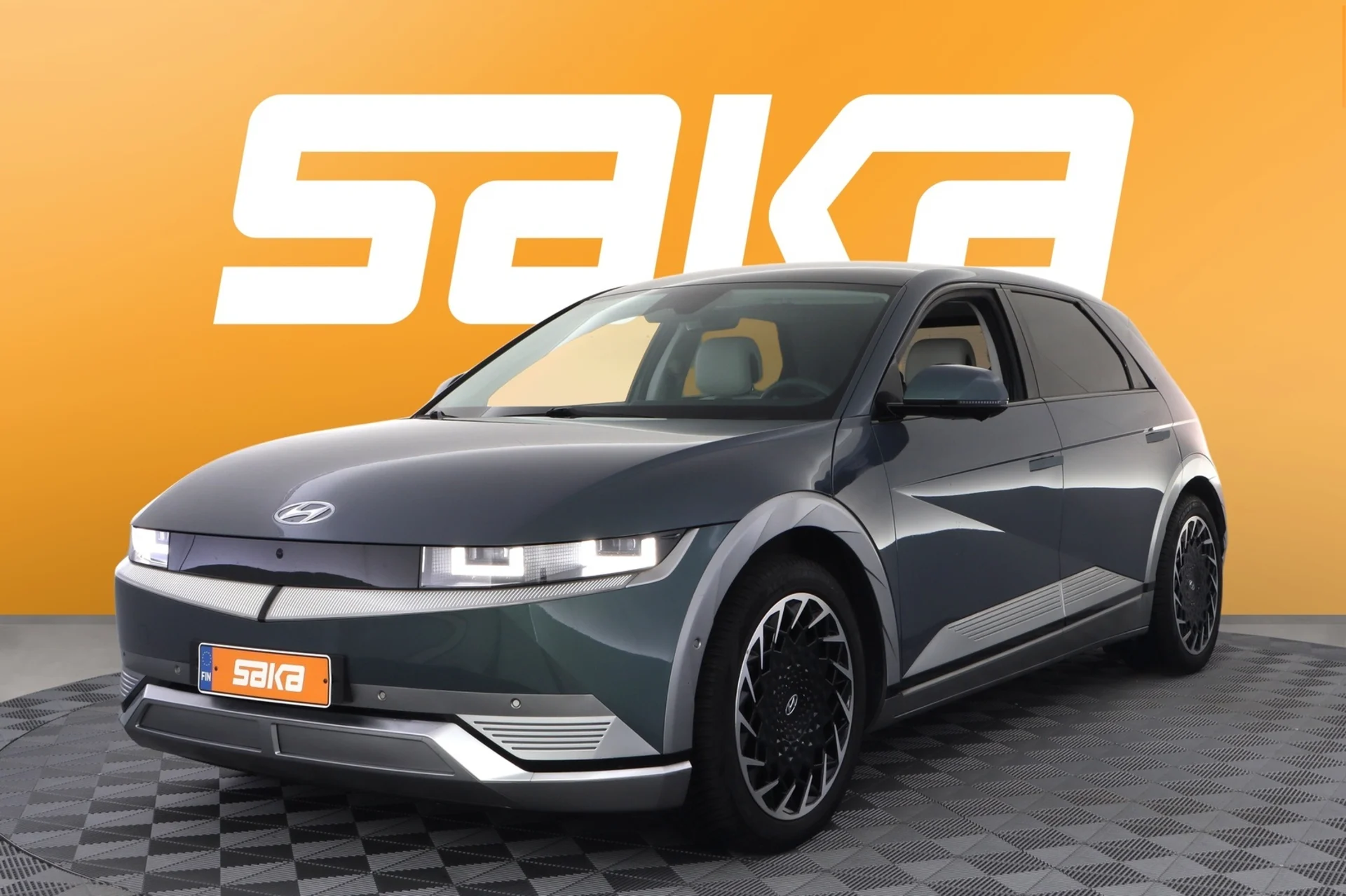 Car Image - 3lL1hBJYxu4dL8fPZJS81N