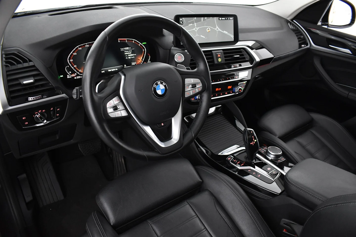 Car Image - 4dNVP0rMG39q8JESkqjCt4